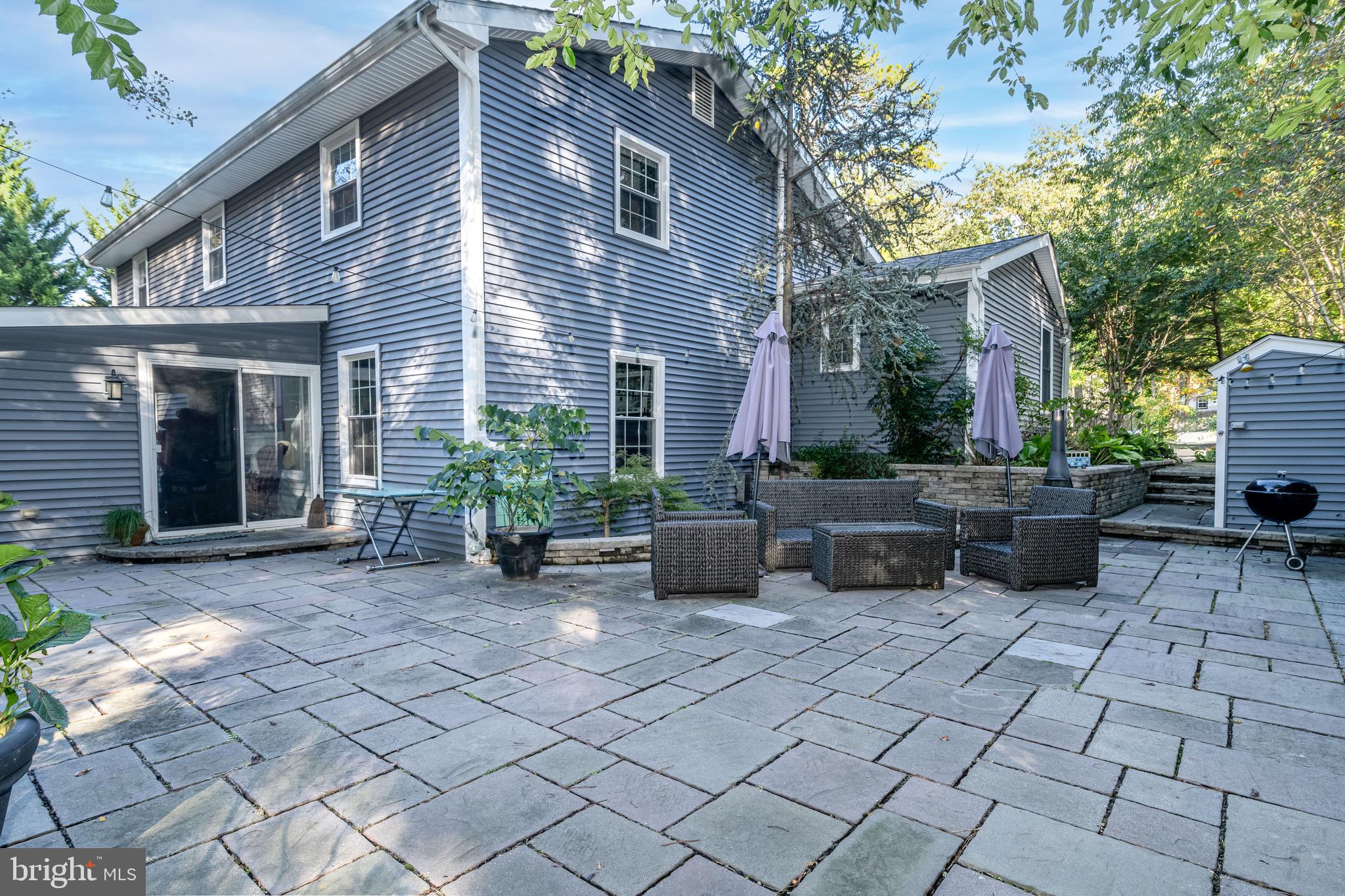 MEDFORD LAKES - Residential