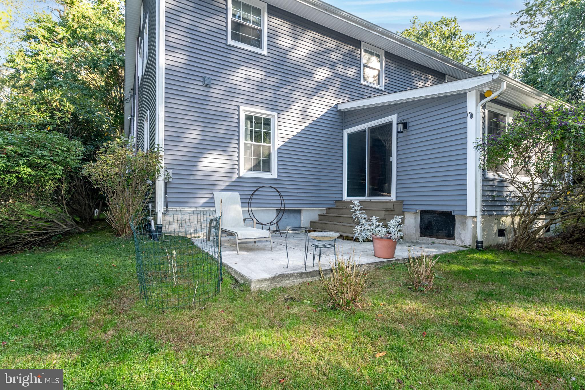 MEDFORD LAKES - Residential