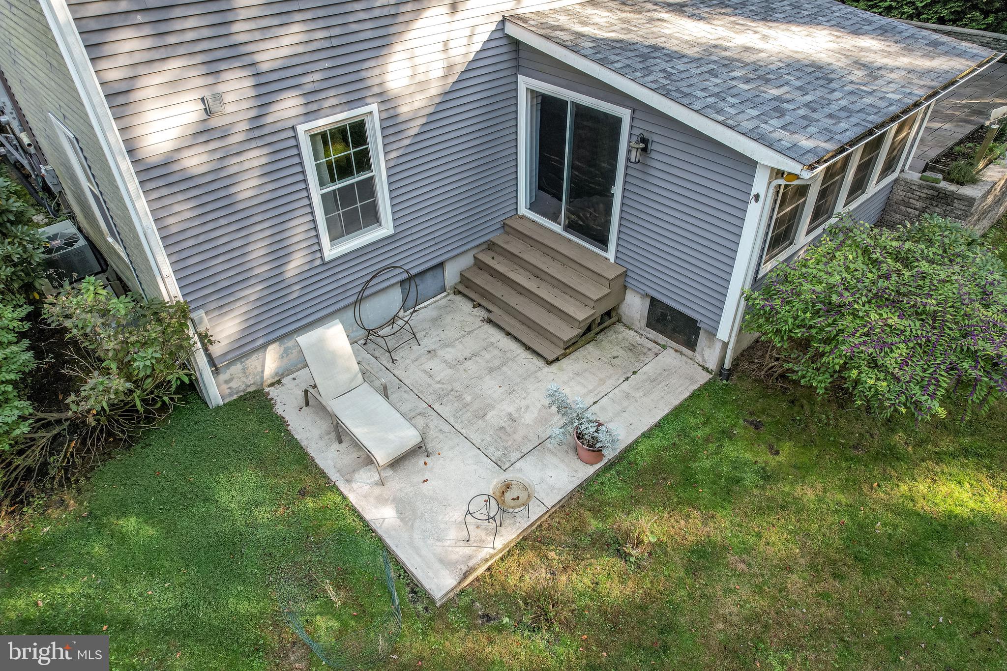 MEDFORD LAKES - Residential