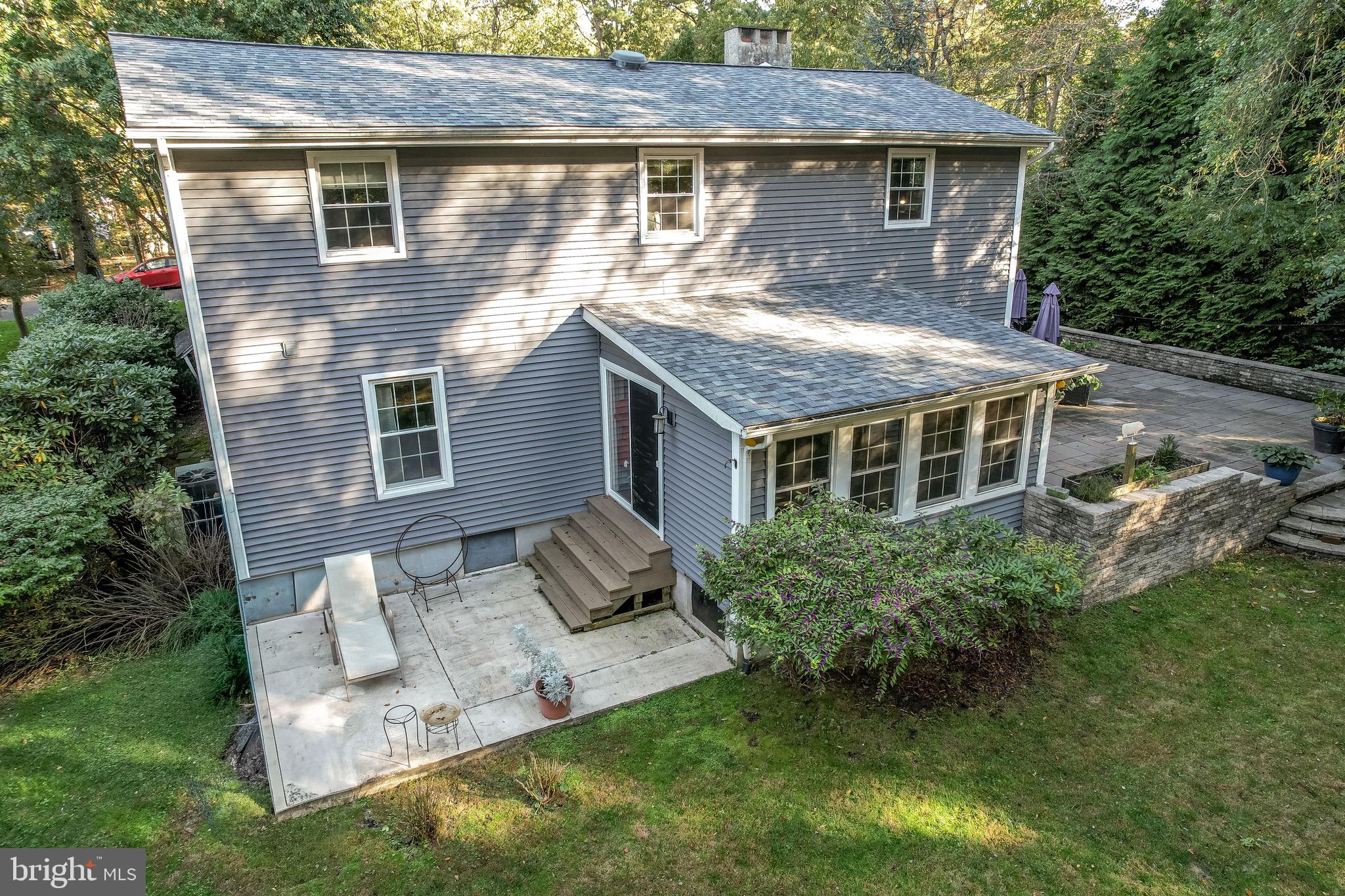 MEDFORD LAKES - Residential