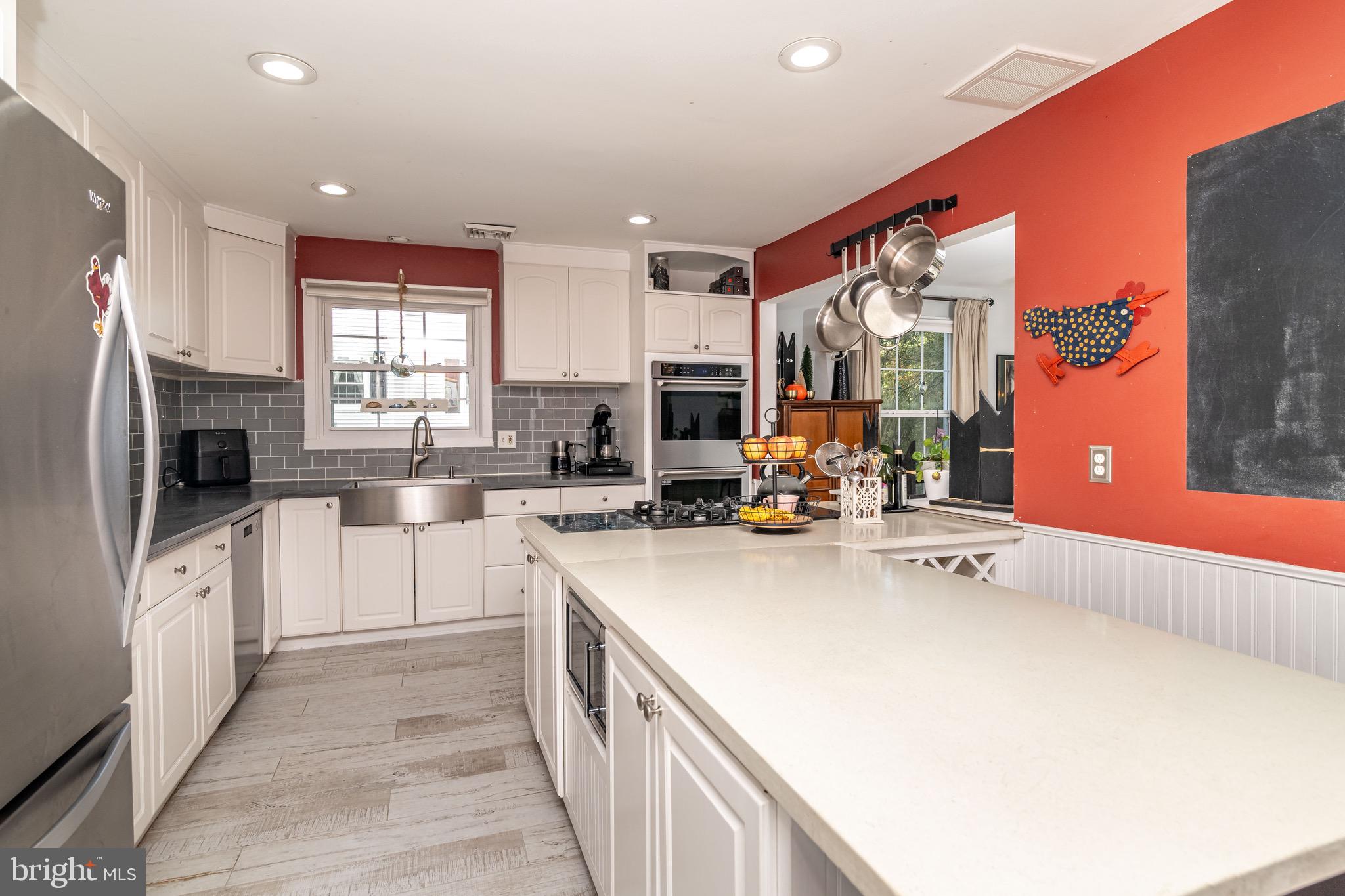 MEDFORD LAKES - Residential