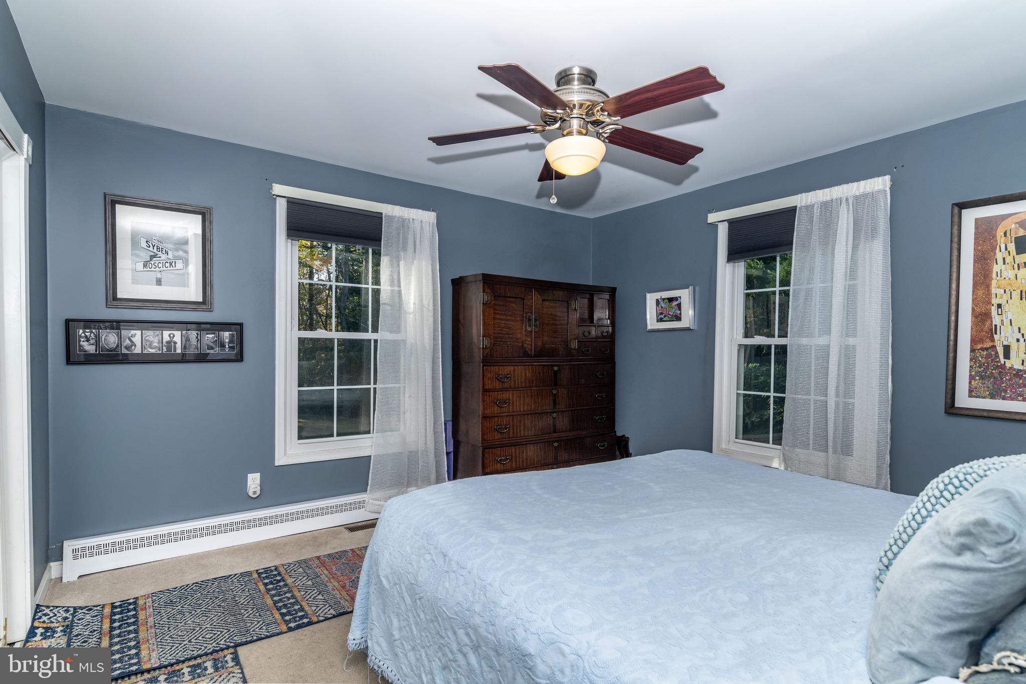 MEDFORD LAKES - Residential