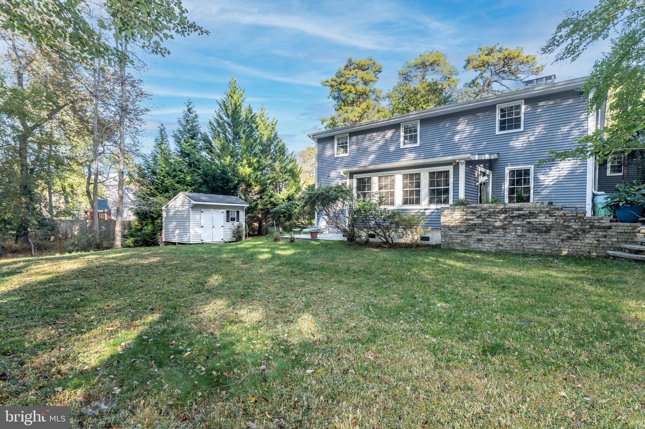 MEDFORD LAKES - Residential