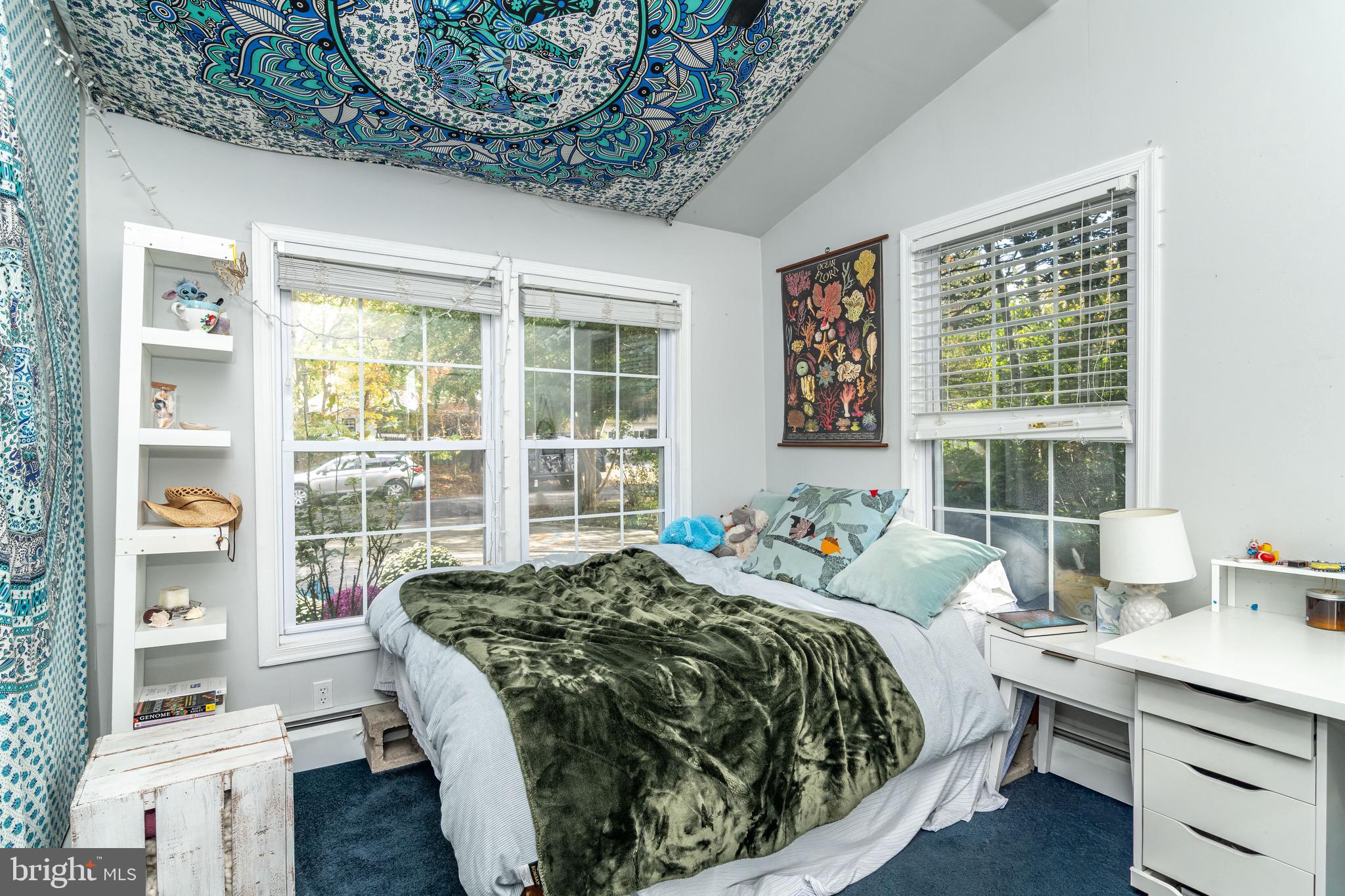 MEDFORD LAKES - Residential