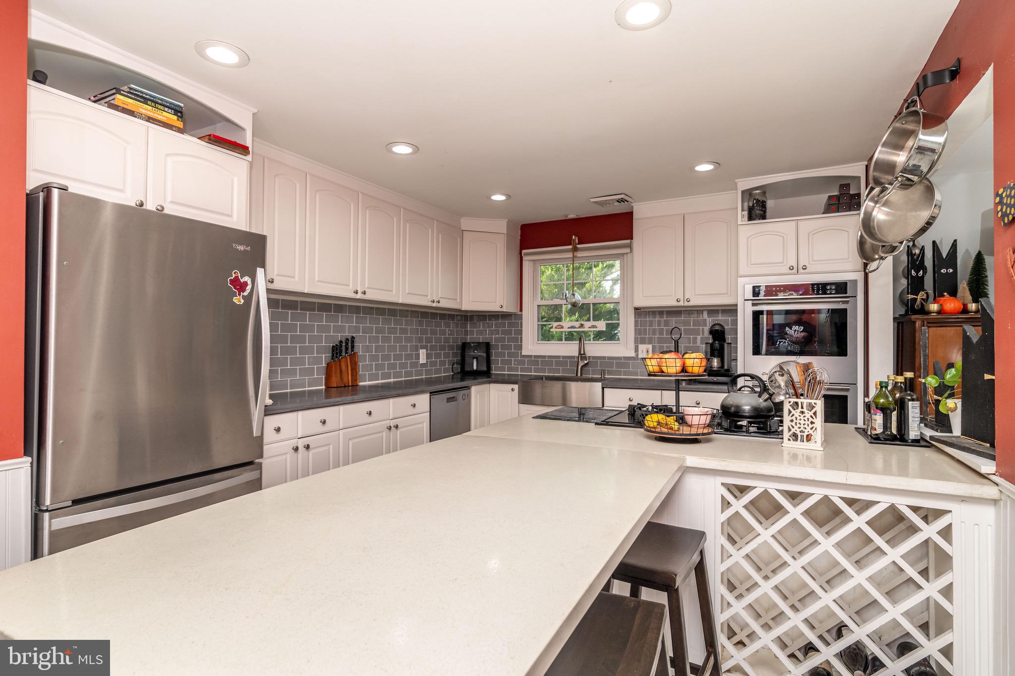 MEDFORD LAKES - Residential