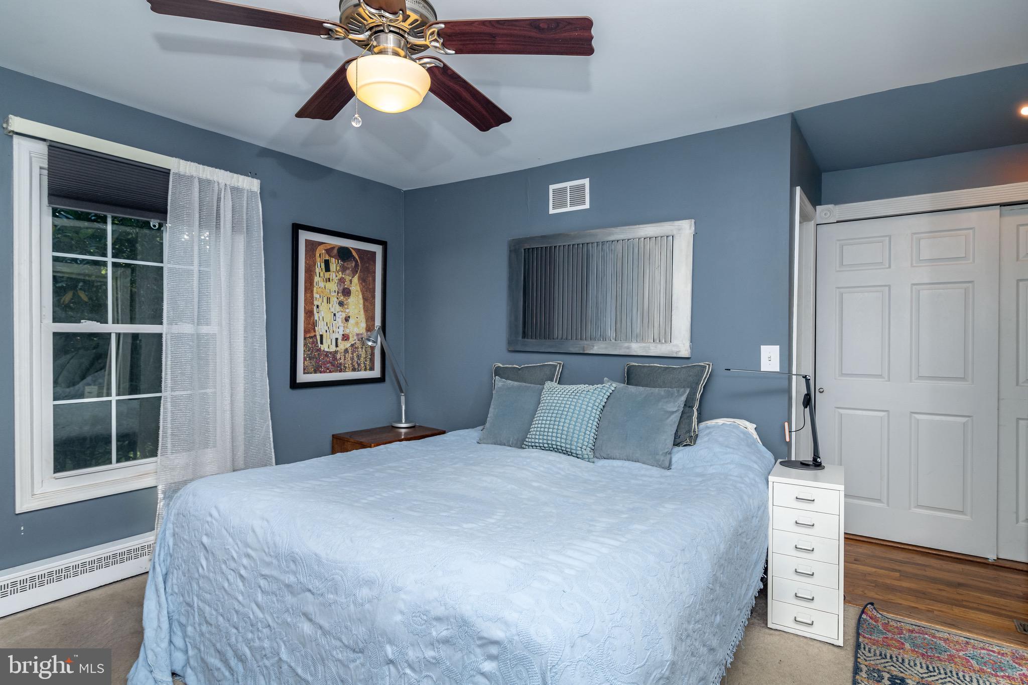 MEDFORD LAKES - Residential