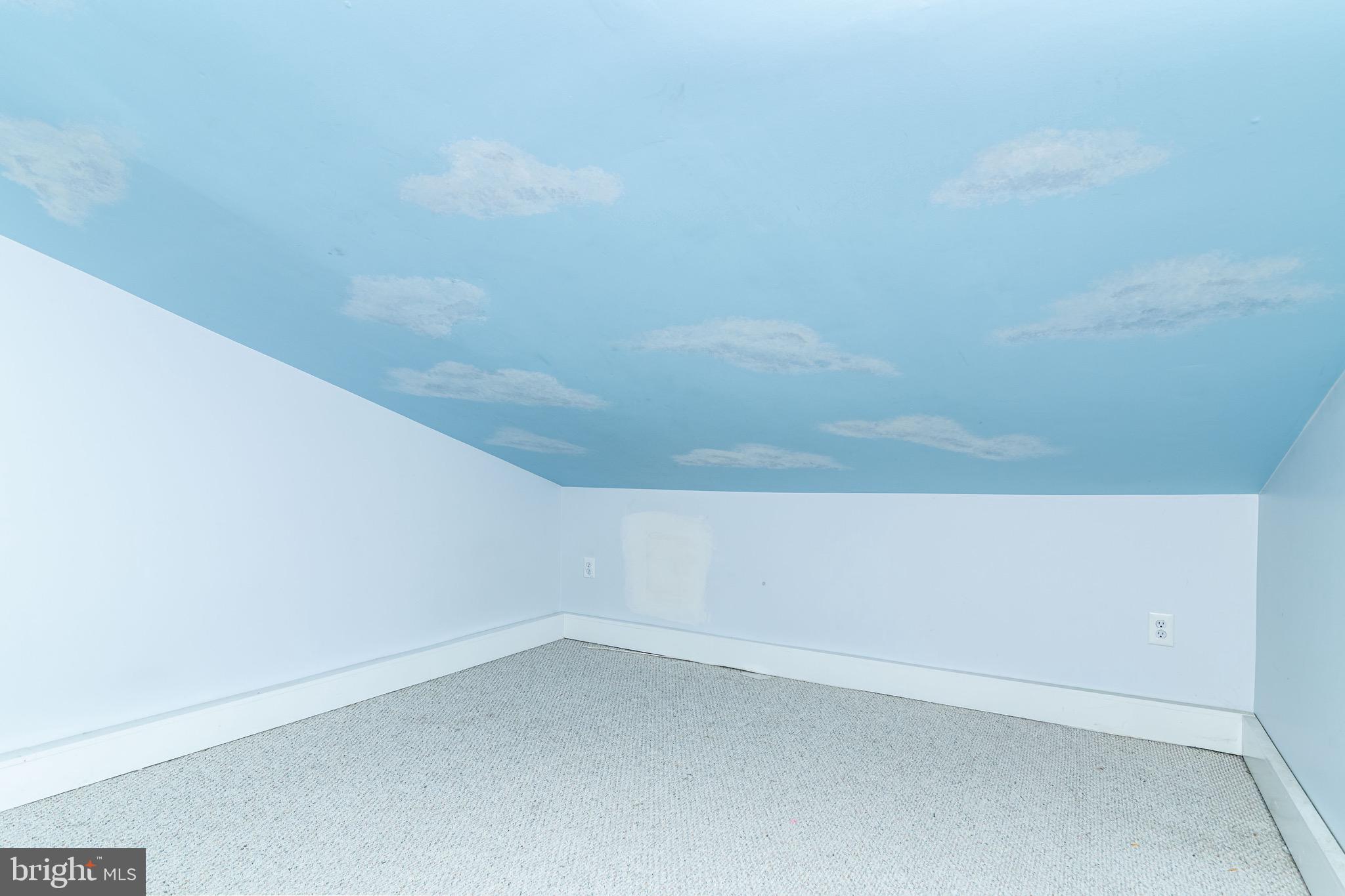 MEDFORD LAKES - Residential