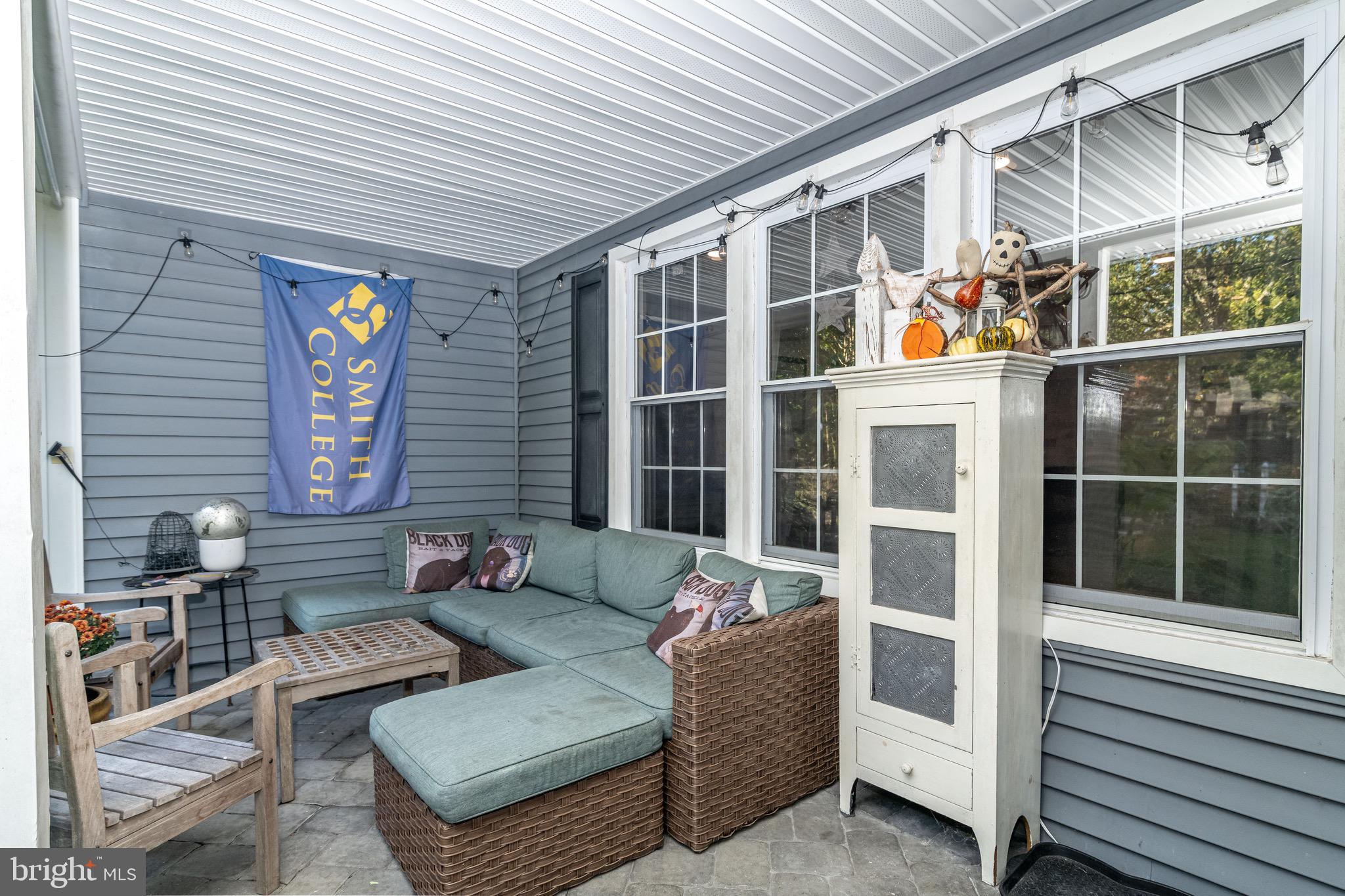 MEDFORD LAKES - Residential