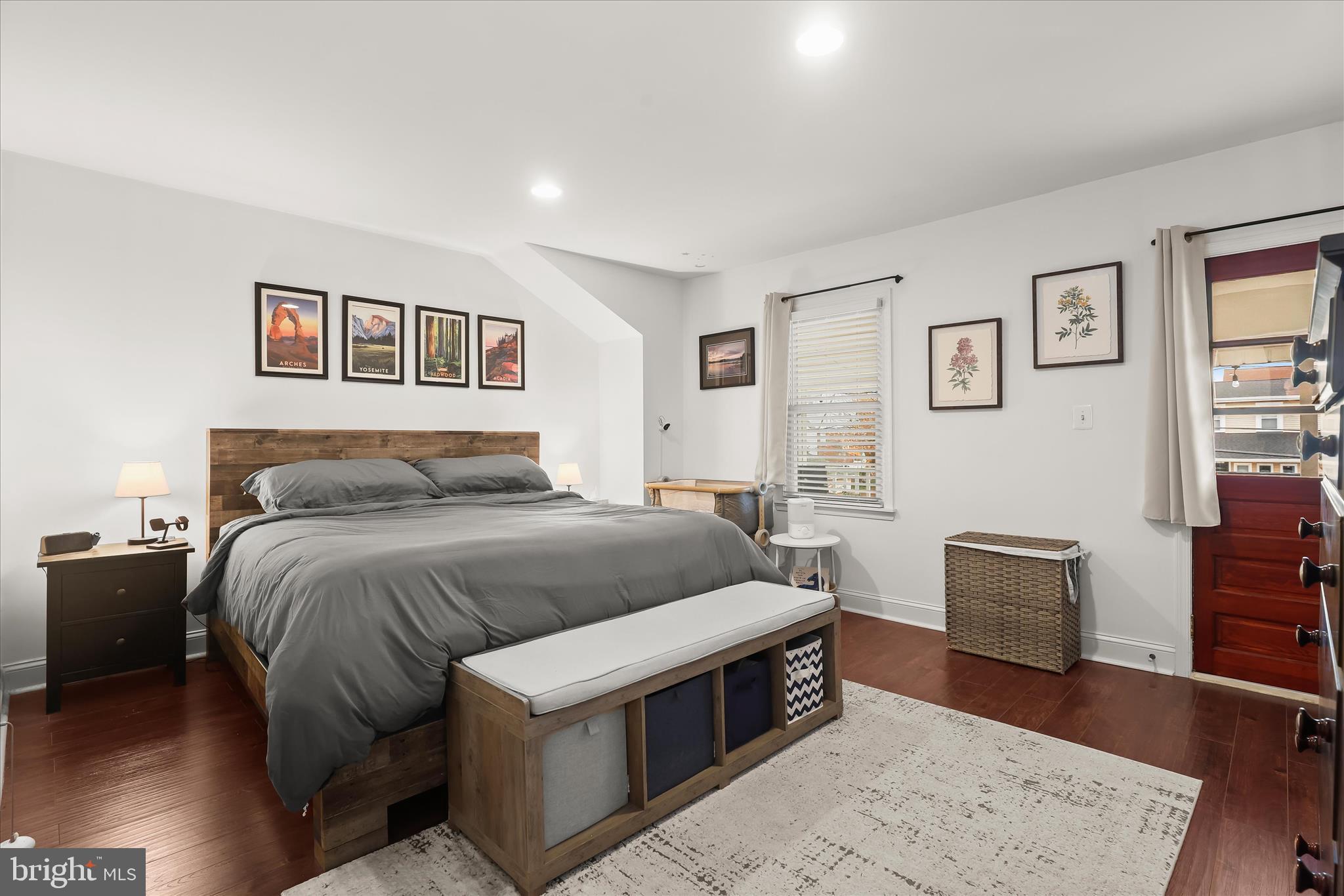 PARKVILLE - Residential