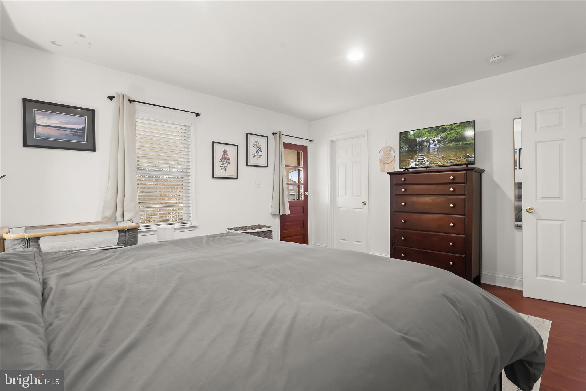 PARKVILLE - Residential