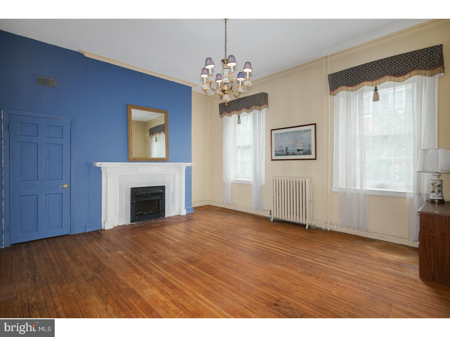 SOCIETY HILL - Residential