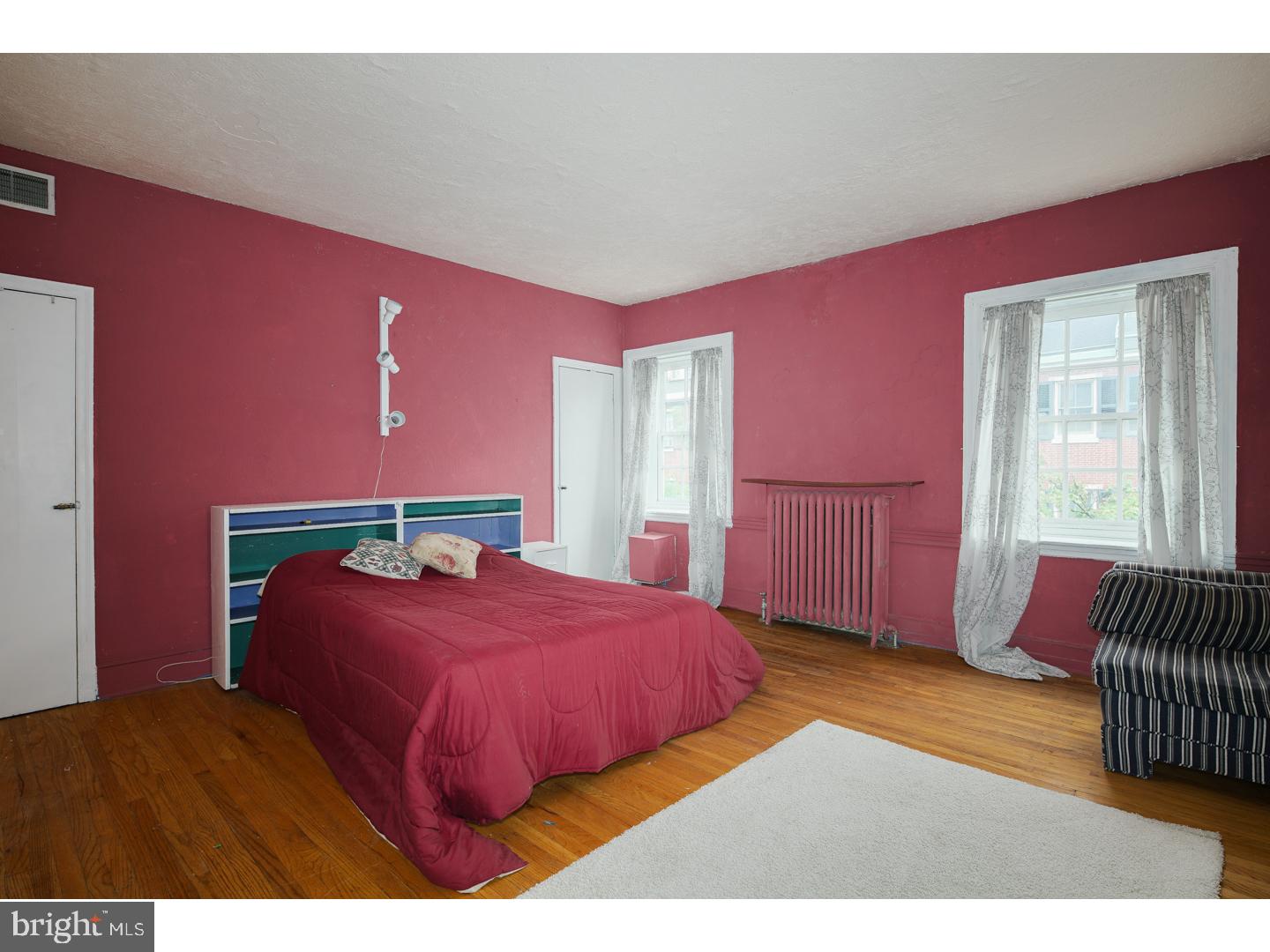 SOCIETY HILL - Residential