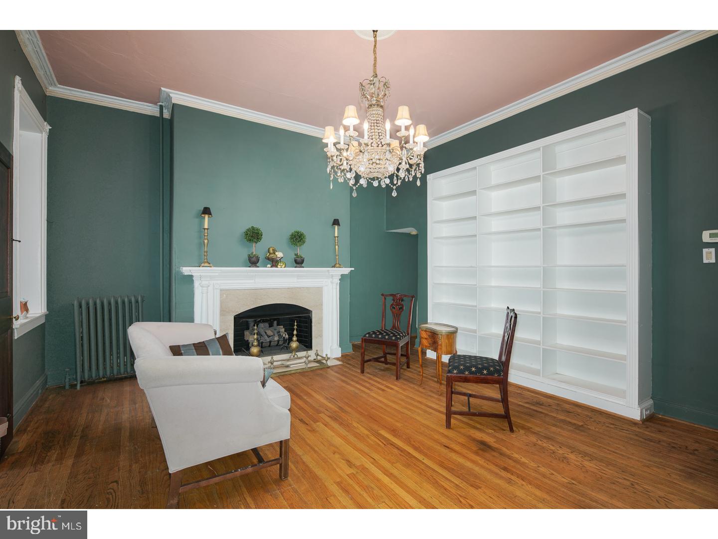 SOCIETY HILL - Residential