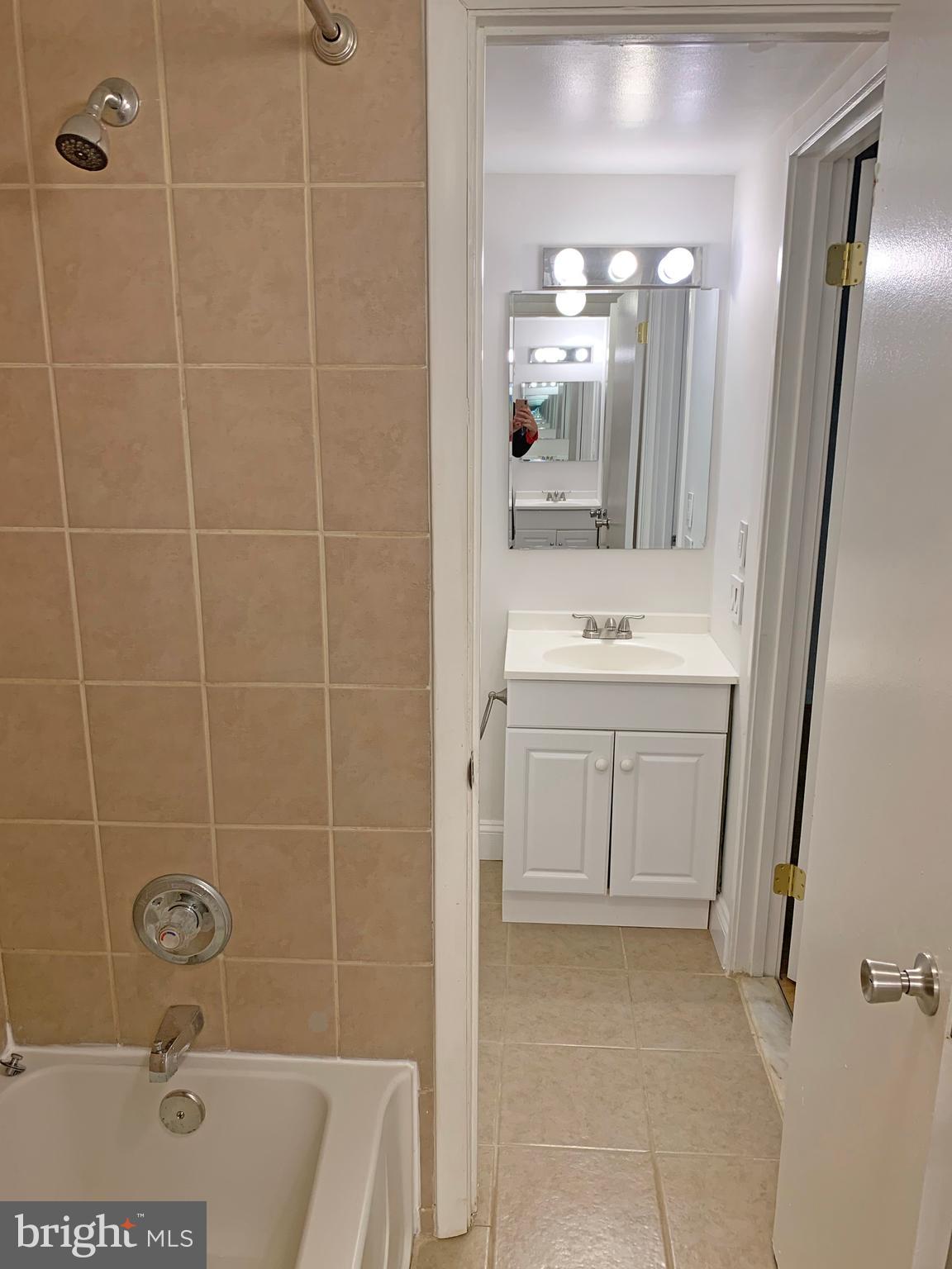 OAKLAND MILLS - Residential