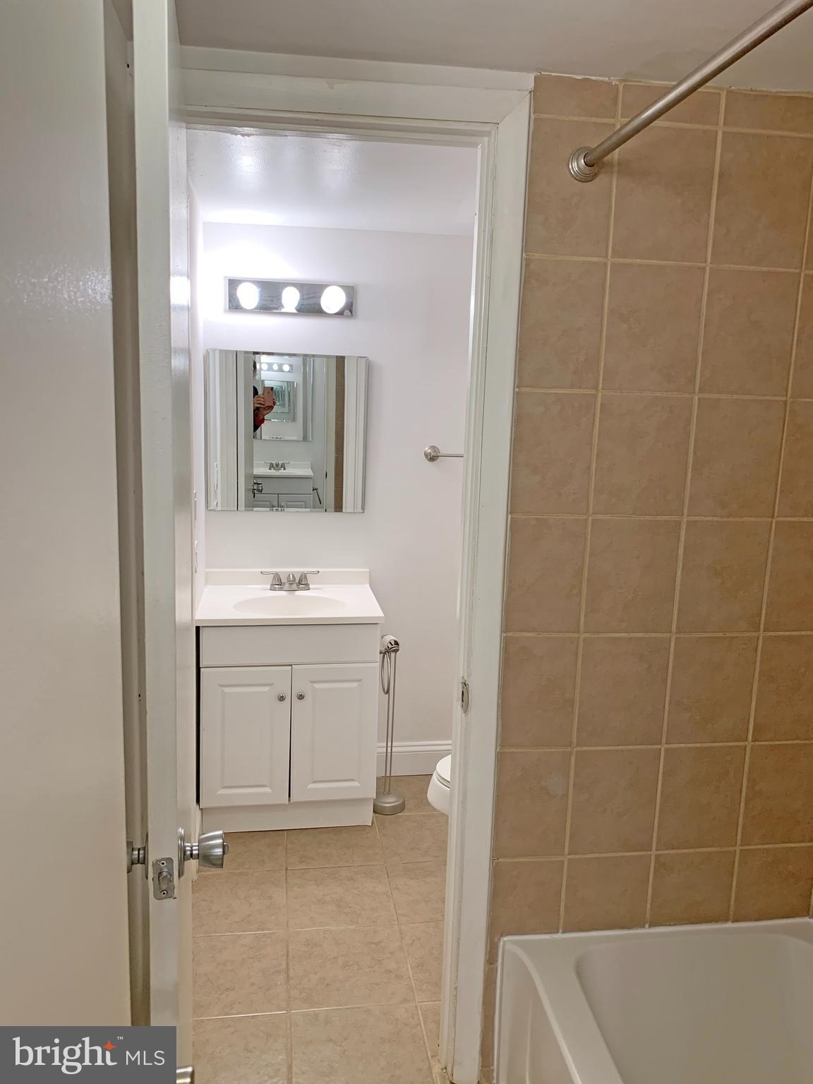 OAKLAND MILLS - Residential