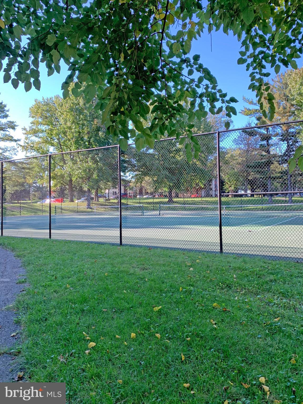 OAKLAND MILLS - Residential