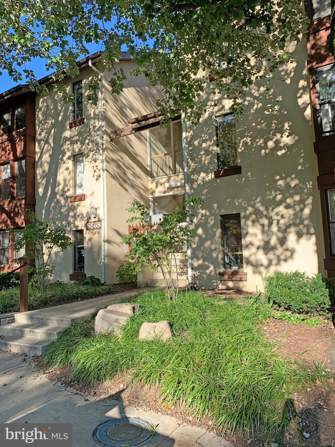 OAKLAND MILLS - Residential