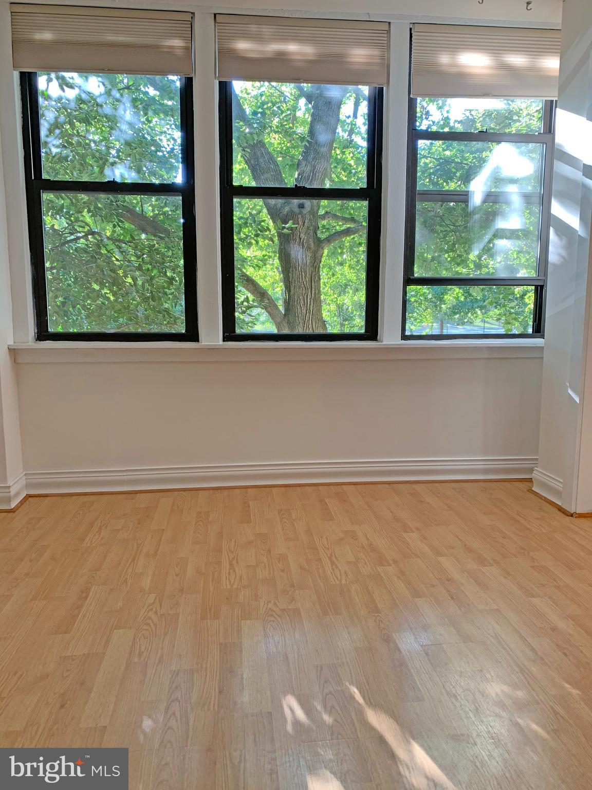 OAKLAND MILLS - Residential