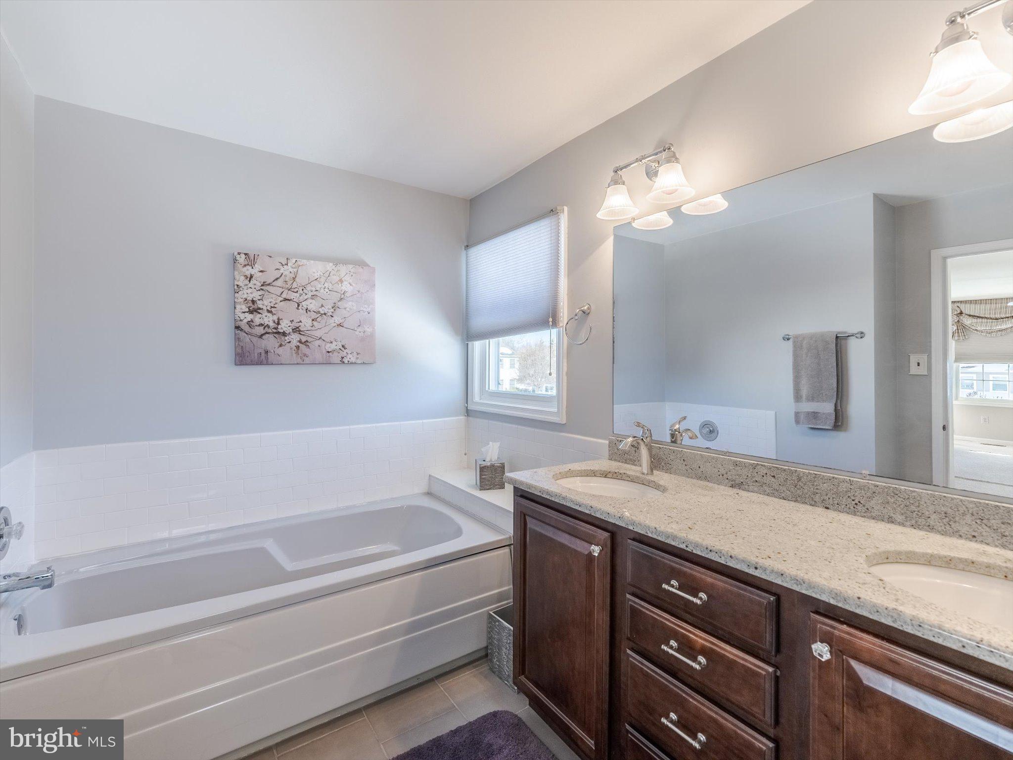 NEWTOWN GATE - Residential