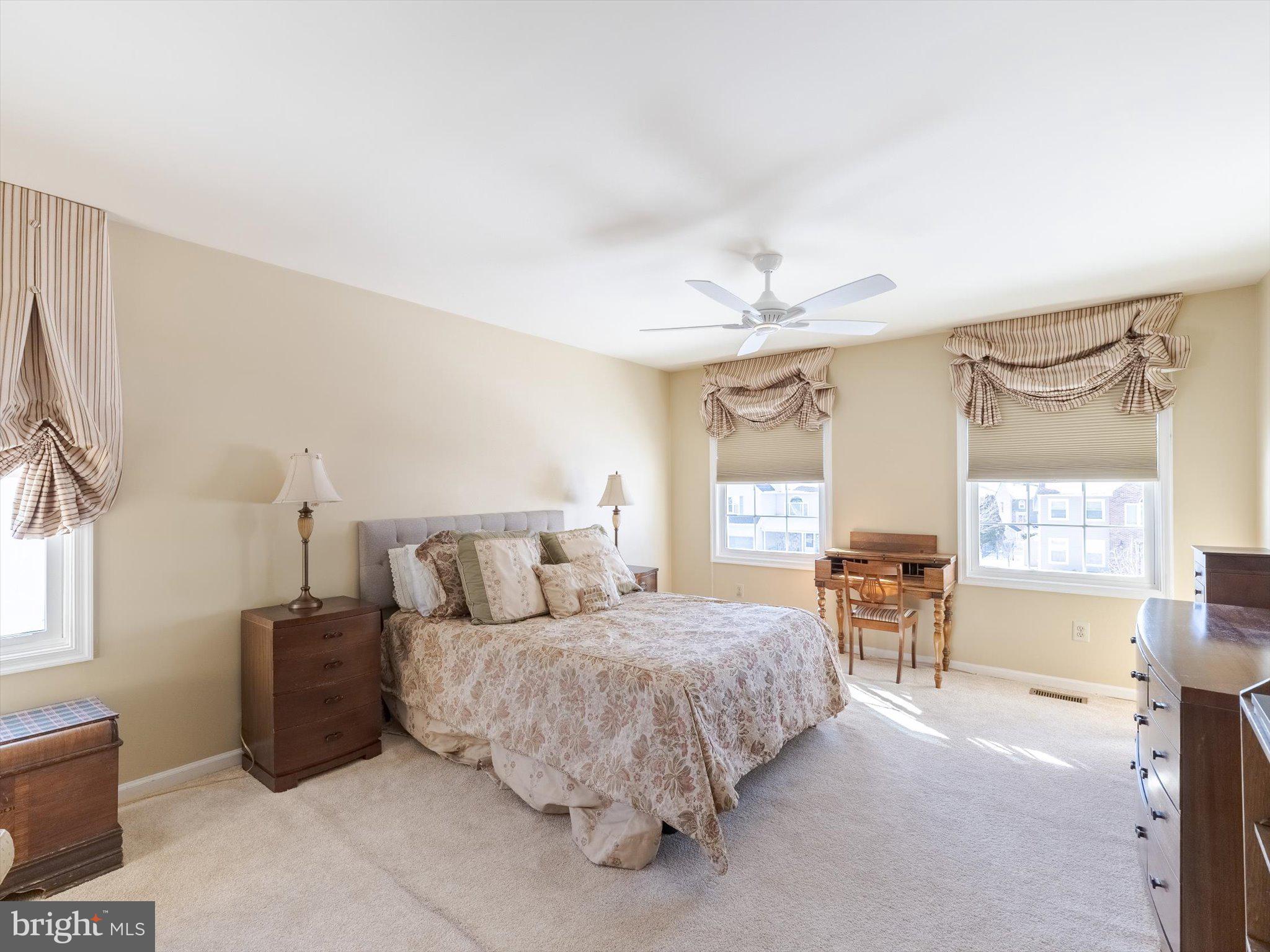 NEWTOWN GATE - Residential