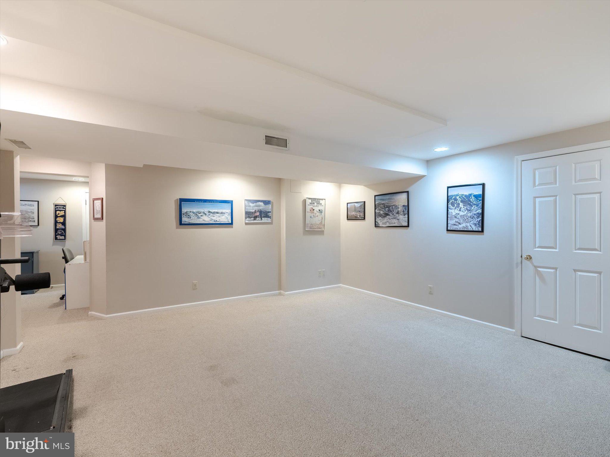 NEWTOWN GATE - Residential