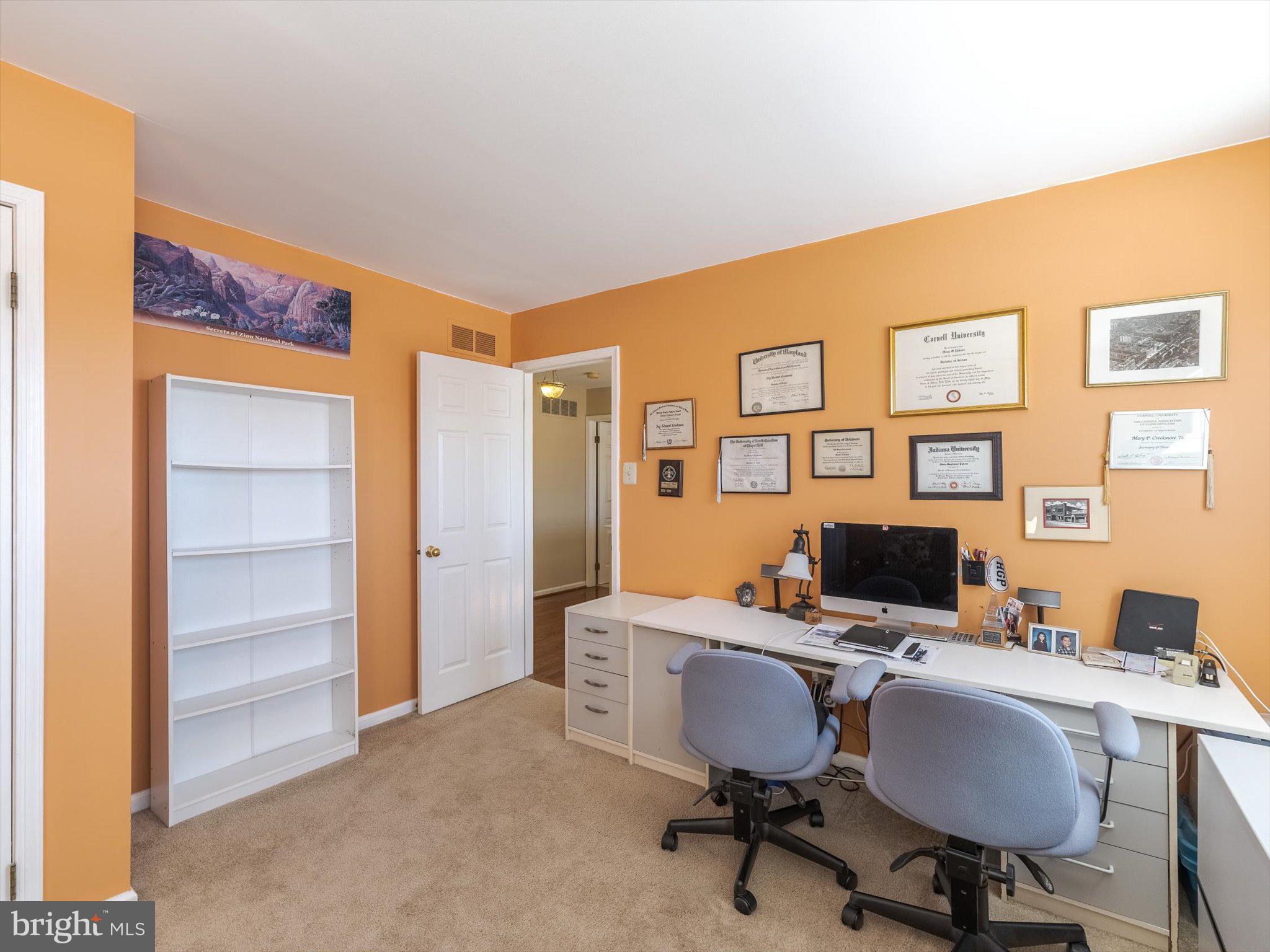 NEWTOWN GATE - Residential