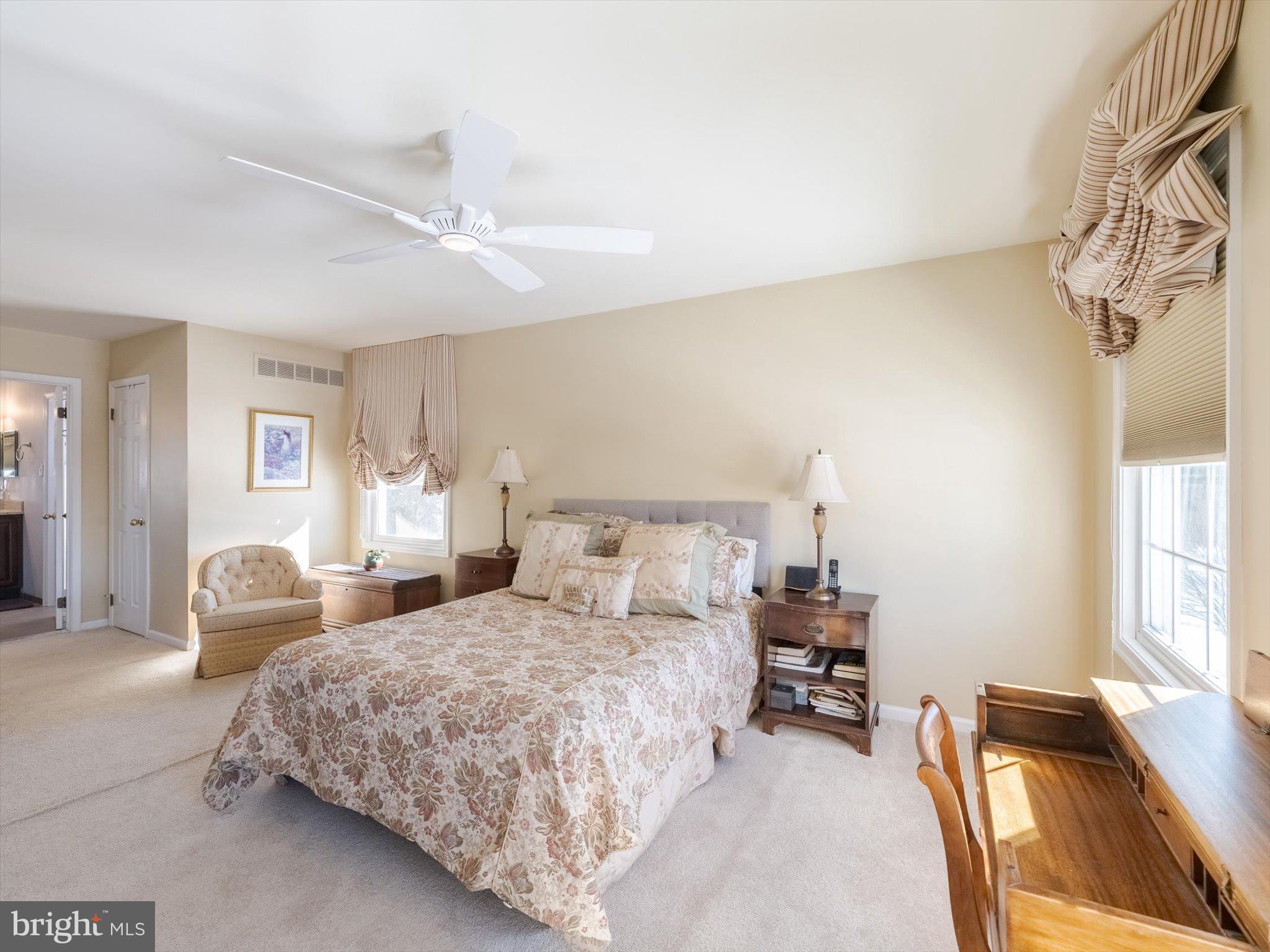 NEWTOWN GATE - Residential