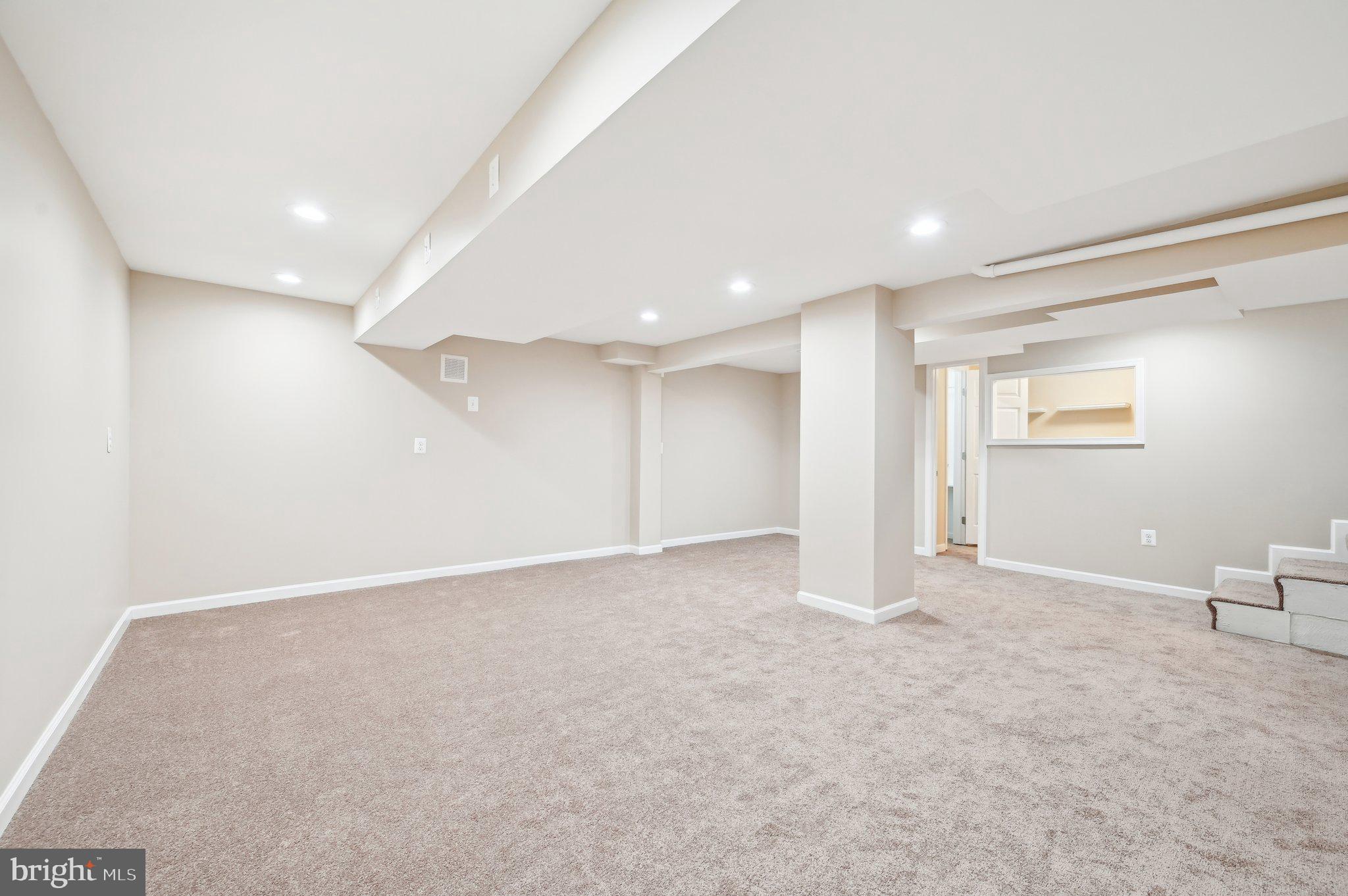 LYNNE ACRES - Residential