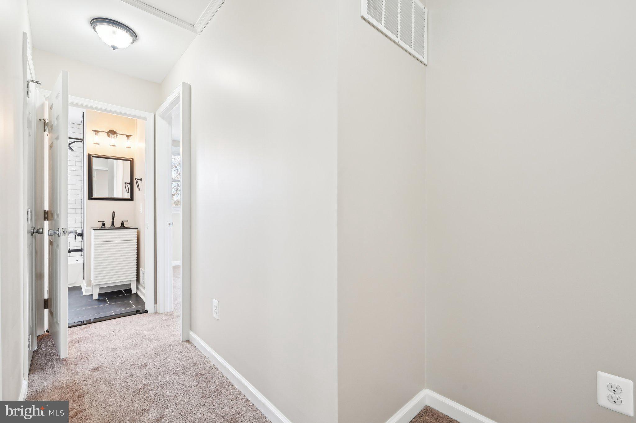 LYNNE ACRES - Residential