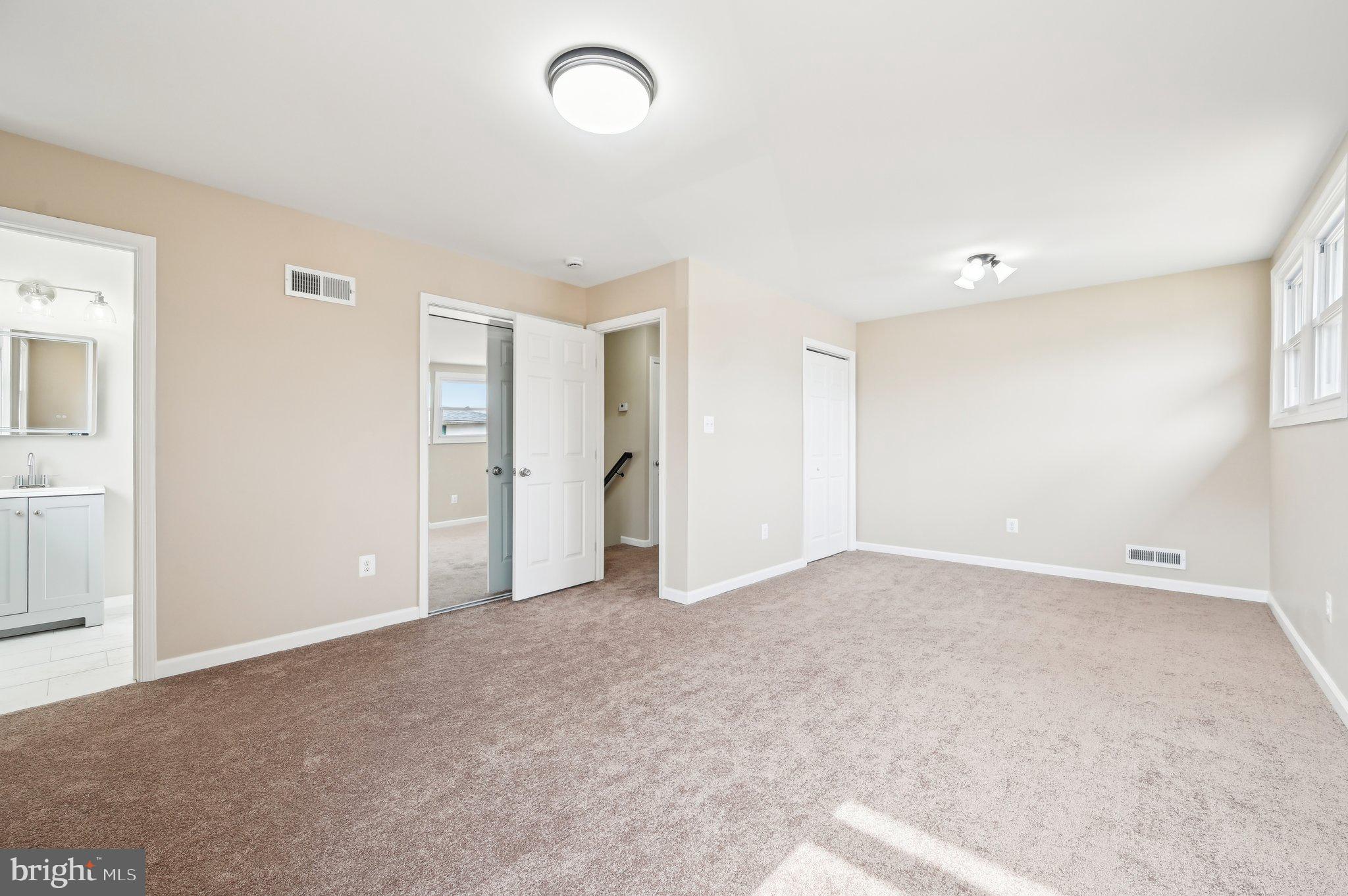 LYNNE ACRES - Residential