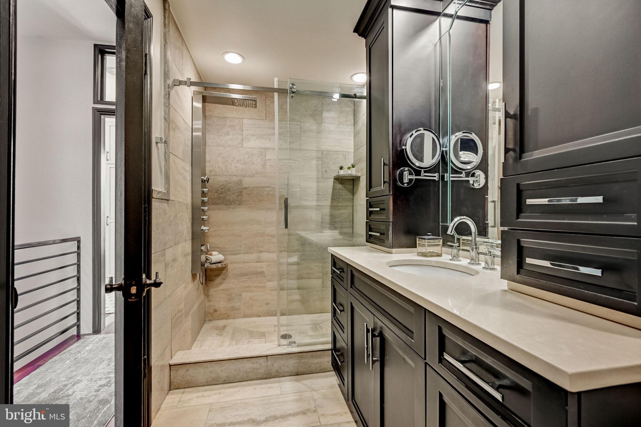 GRADUATE HOSPITAL - Residential