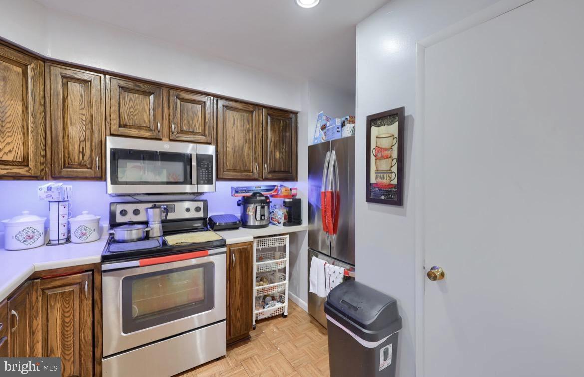 GEORGETOWN HILLS - Residential