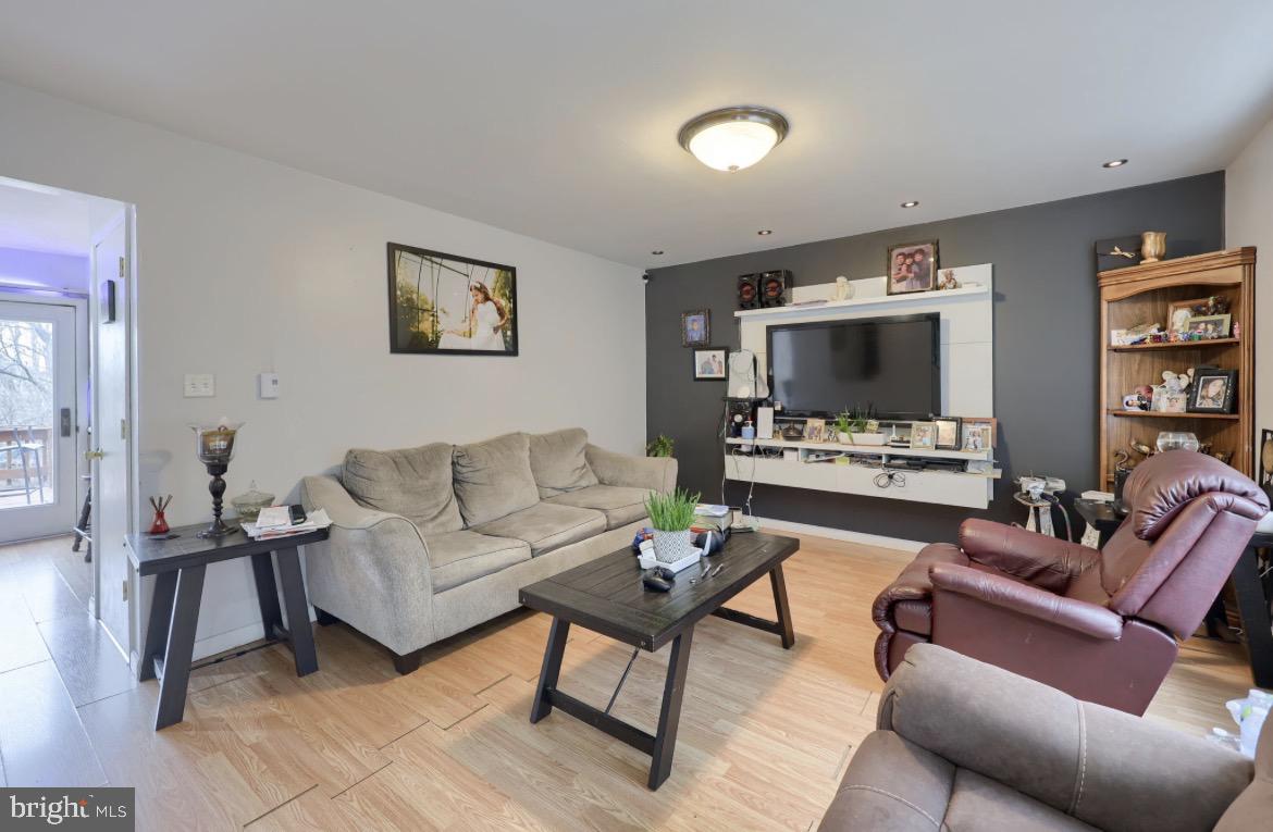 GEORGETOWN HILLS - Residential