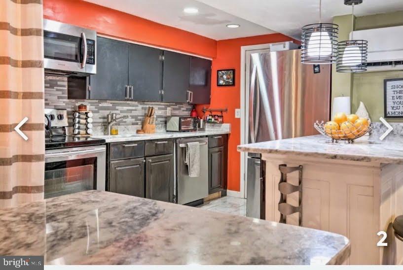 ENGLEWOOD - Residential