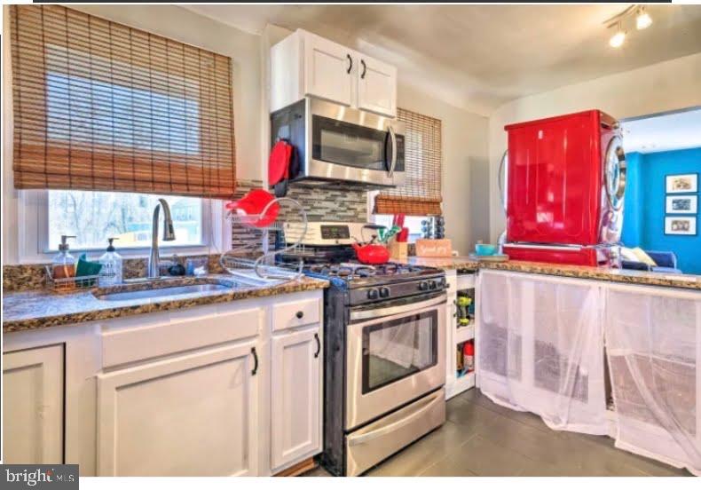 ENGLEWOOD - Residential