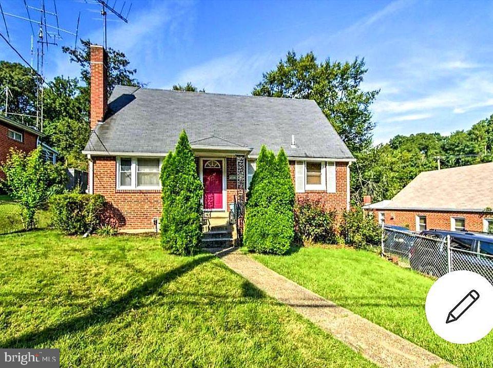 ENGLEWOOD - Residential