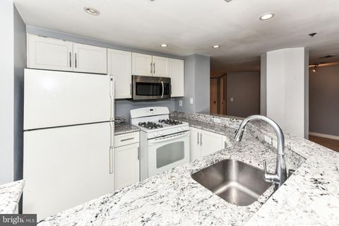 1045 N UTAH STREET 2-110 ARLINGTON VA 22201