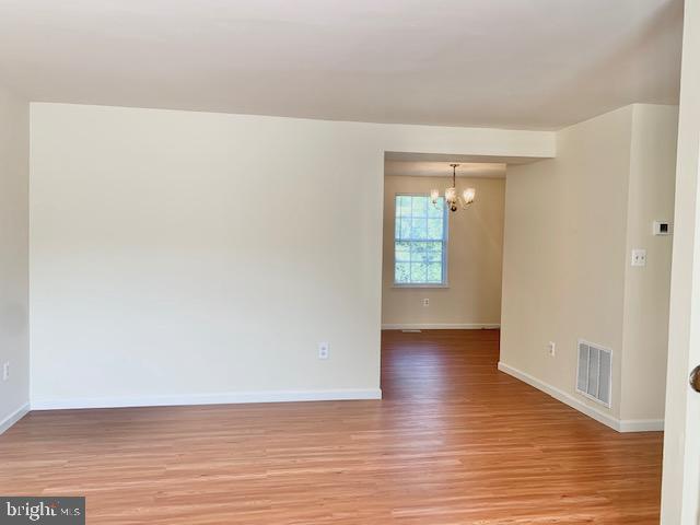 DERWOOD STATION - Residential Lease