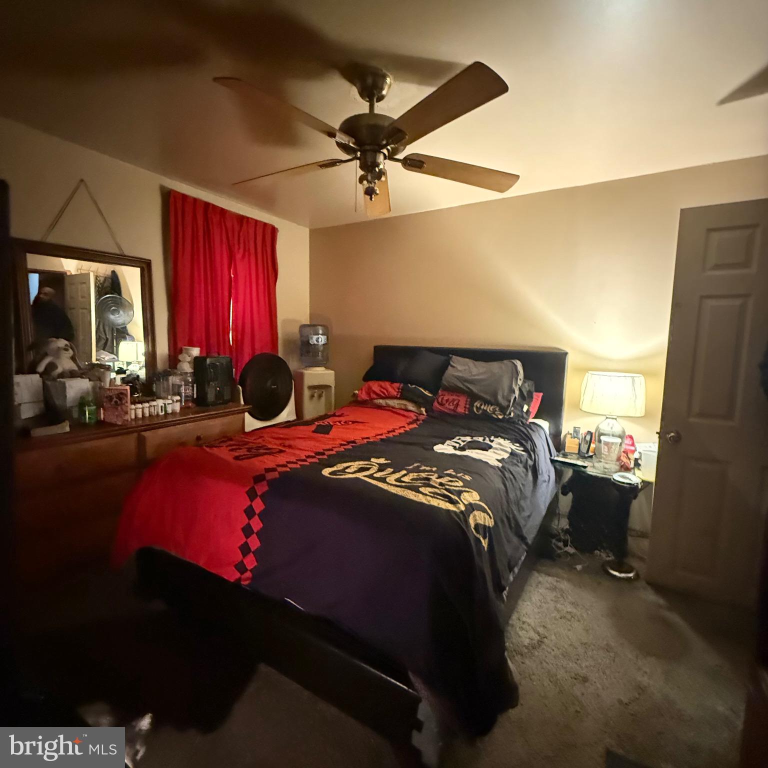 ELMWOOD PARK - Residential