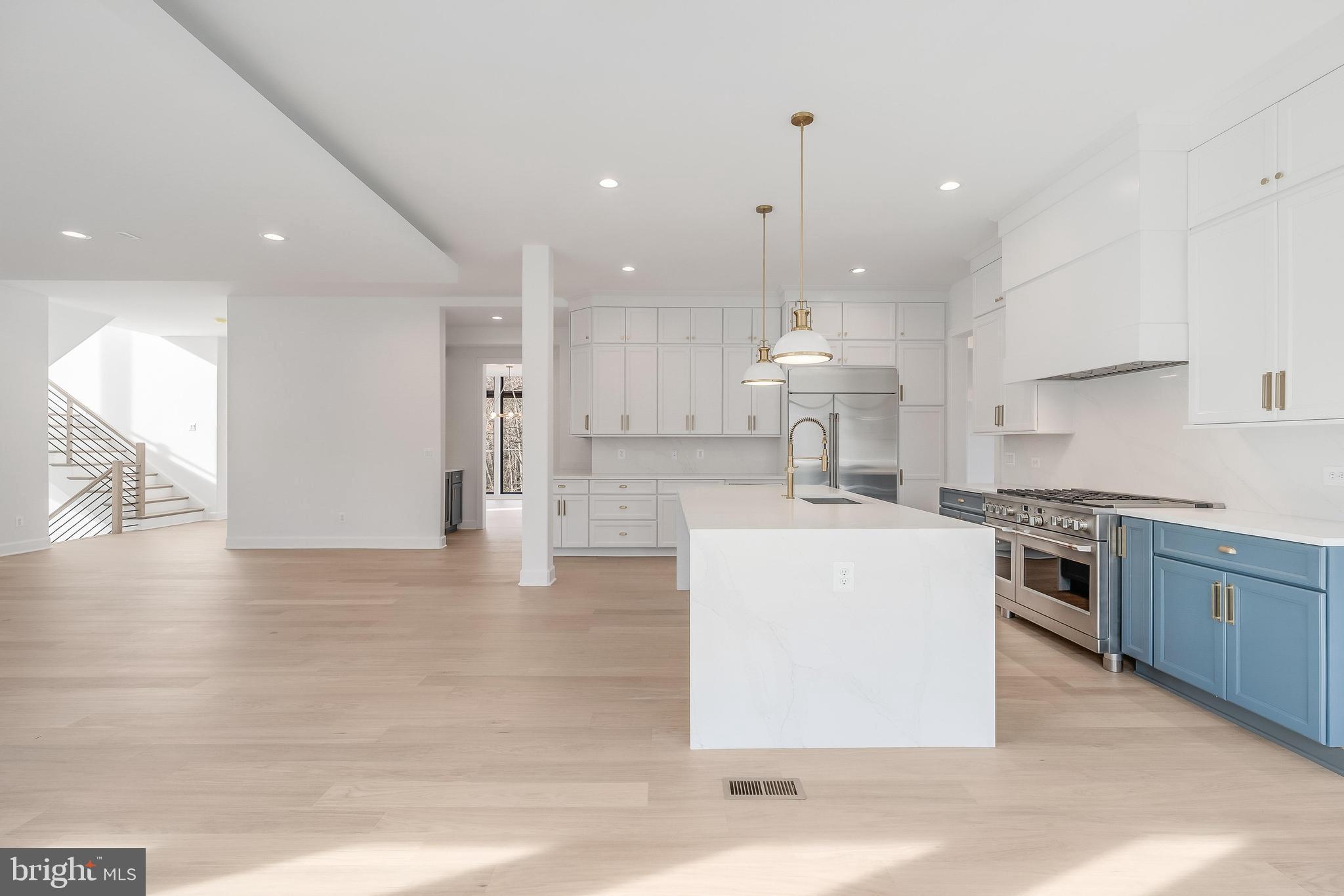 GREEN ACRES - Residential