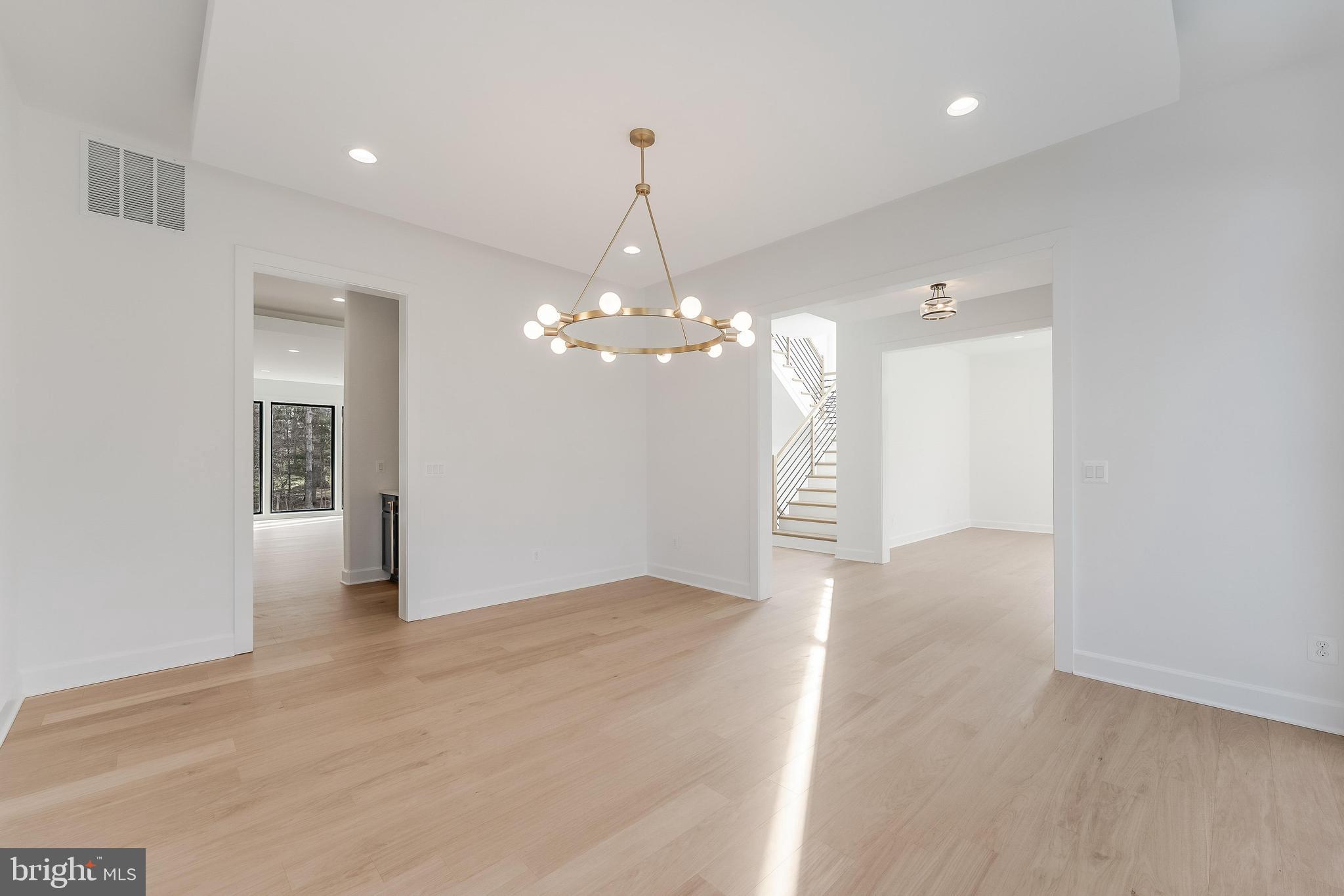 GREEN ACRES - Residential