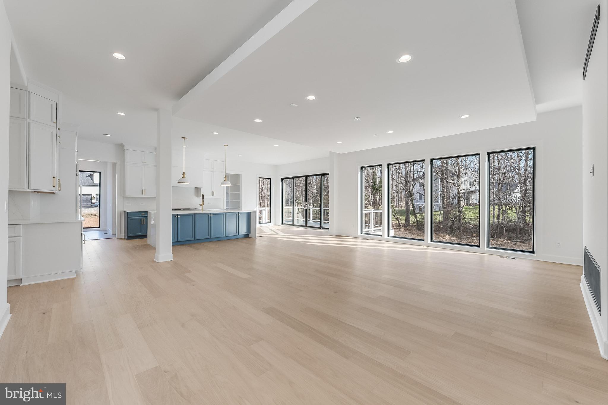 GREEN ACRES - Residential