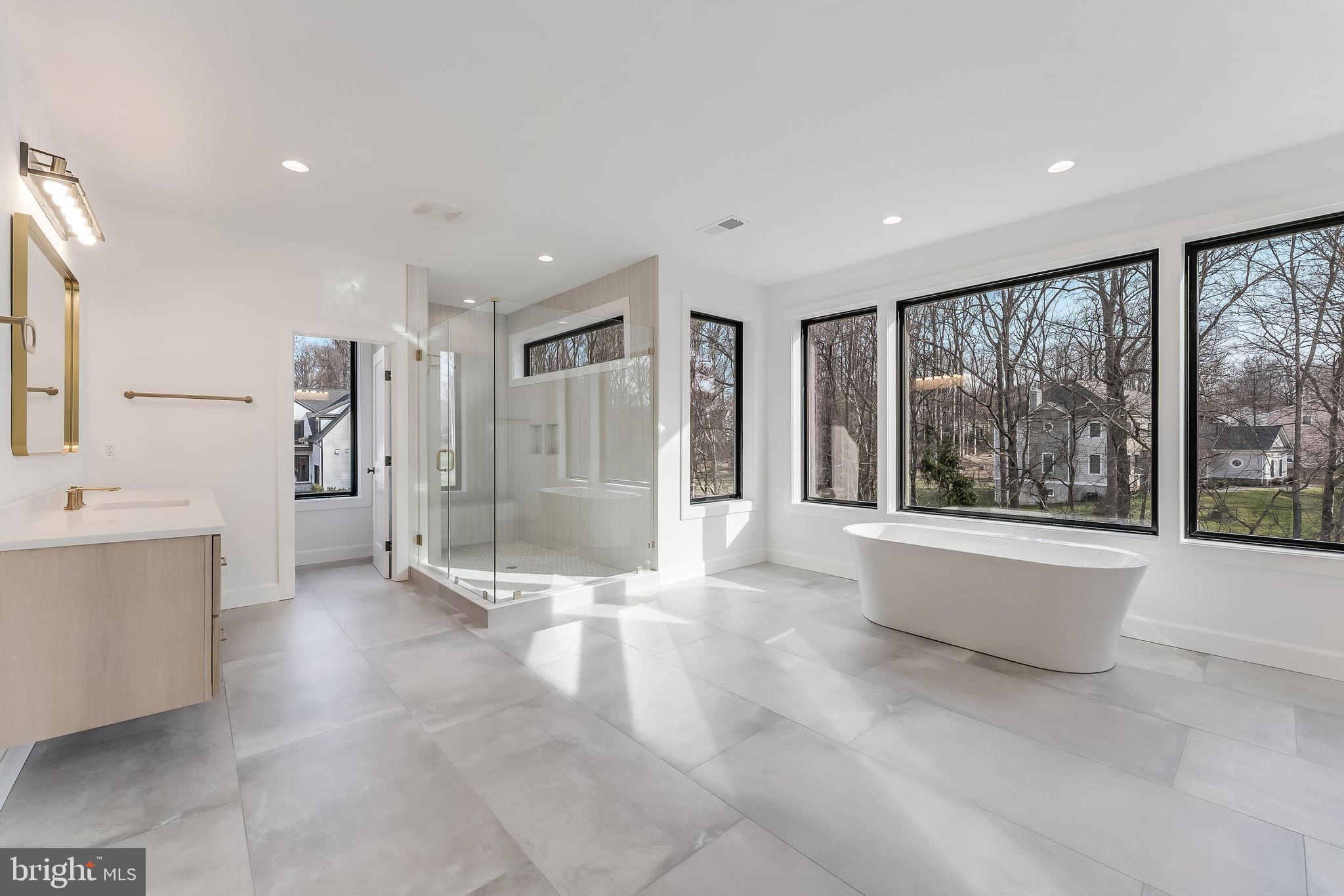 GREEN ACRES - Residential