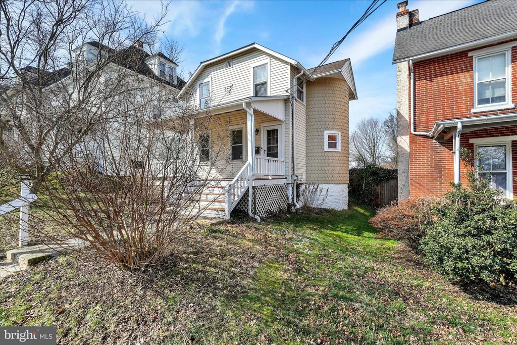 Photo of 122 Jackson Avenue, WEST GROVE, PA 19390 (MLS # PACT2119994)