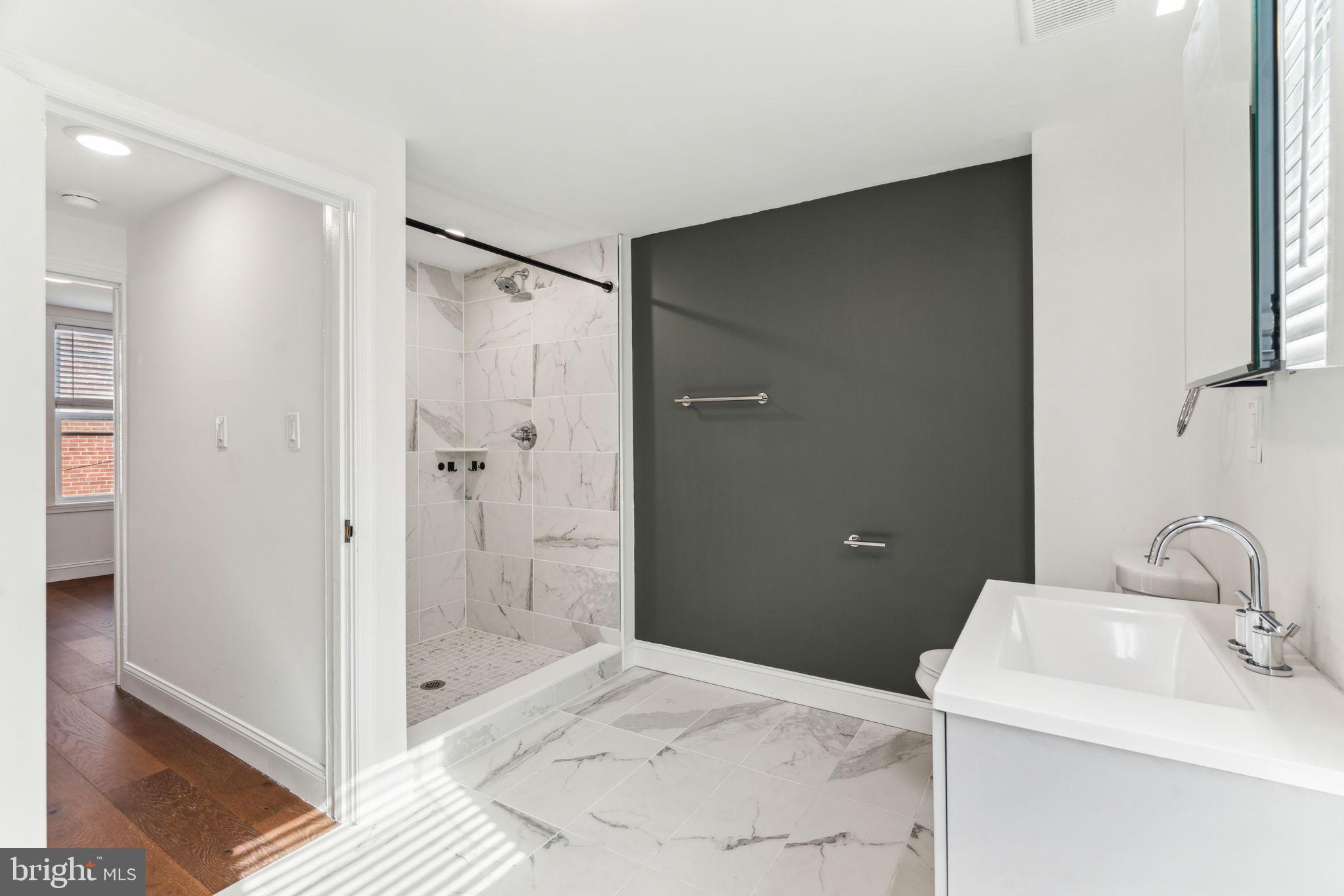 BELLA VISTA - Residential