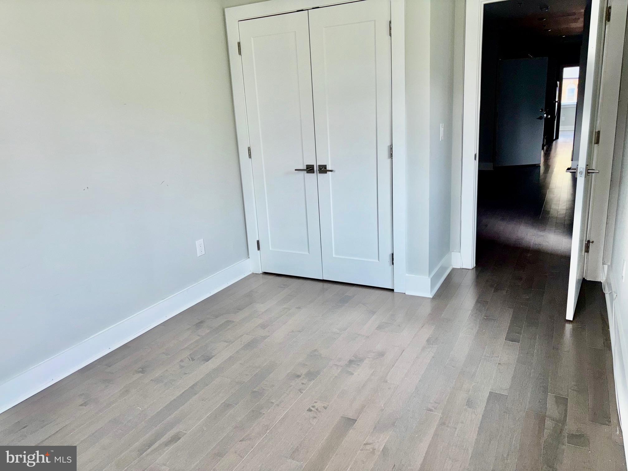 UNIVERSITY CITY - Residential Lease