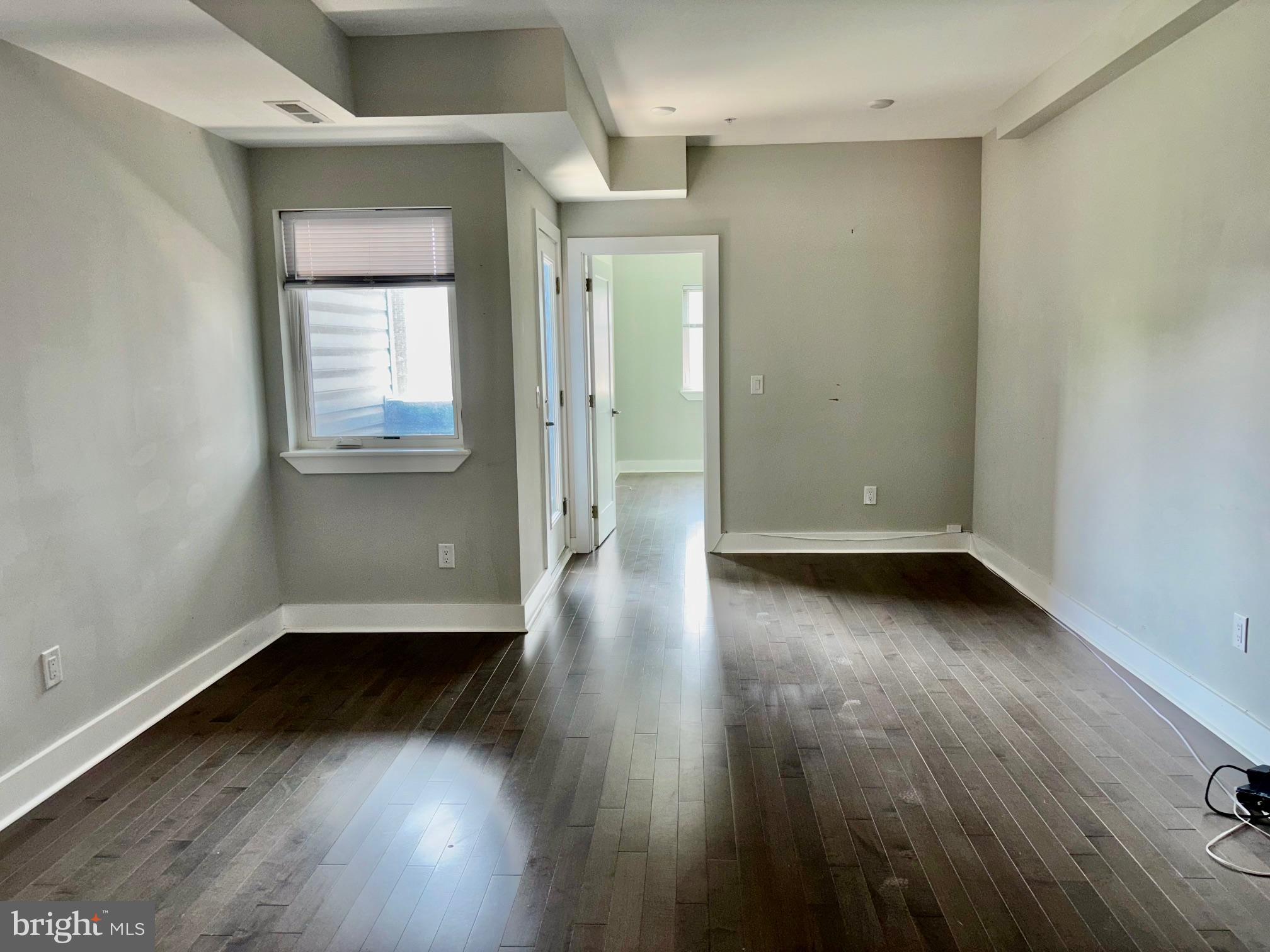 UNIVERSITY CITY - Residential Lease