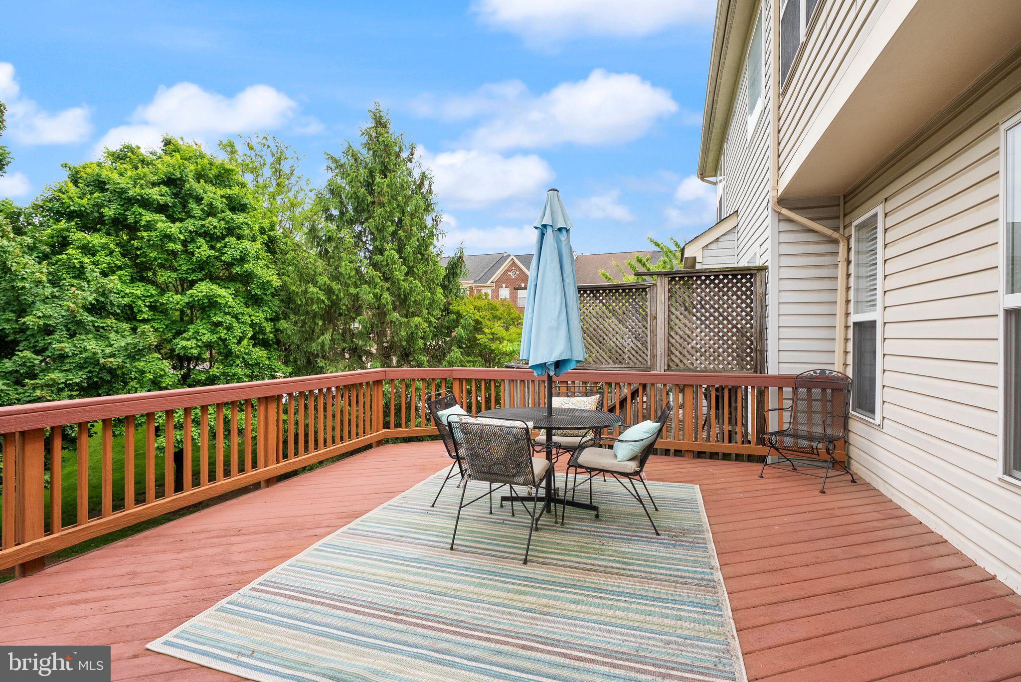 ASHBURN VILLAGE - Residential