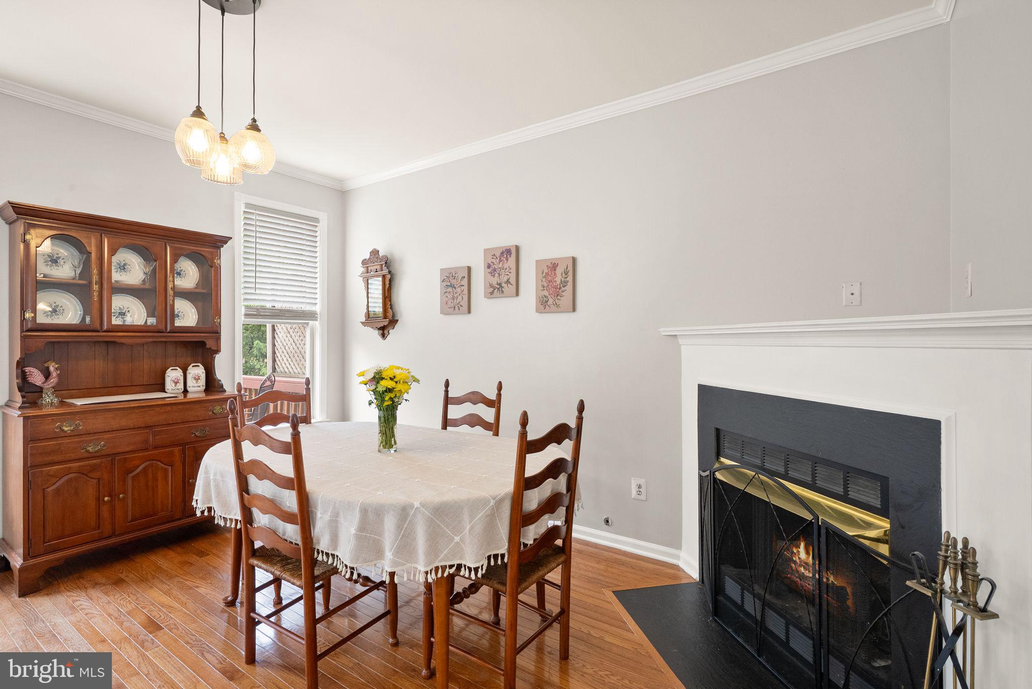 ASHBURN VILLAGE - Residential