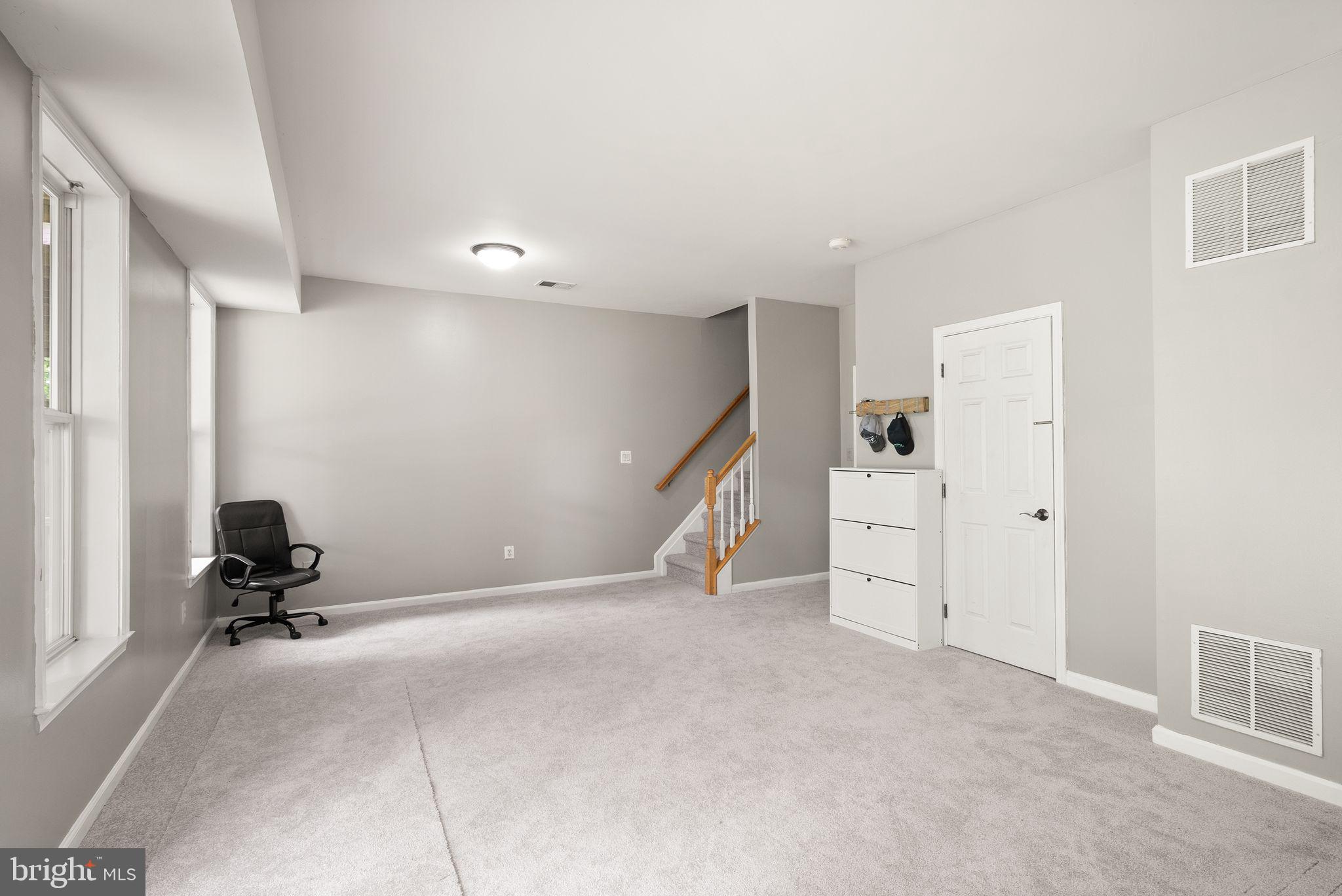 ASHBURN VILLAGE - Residential
